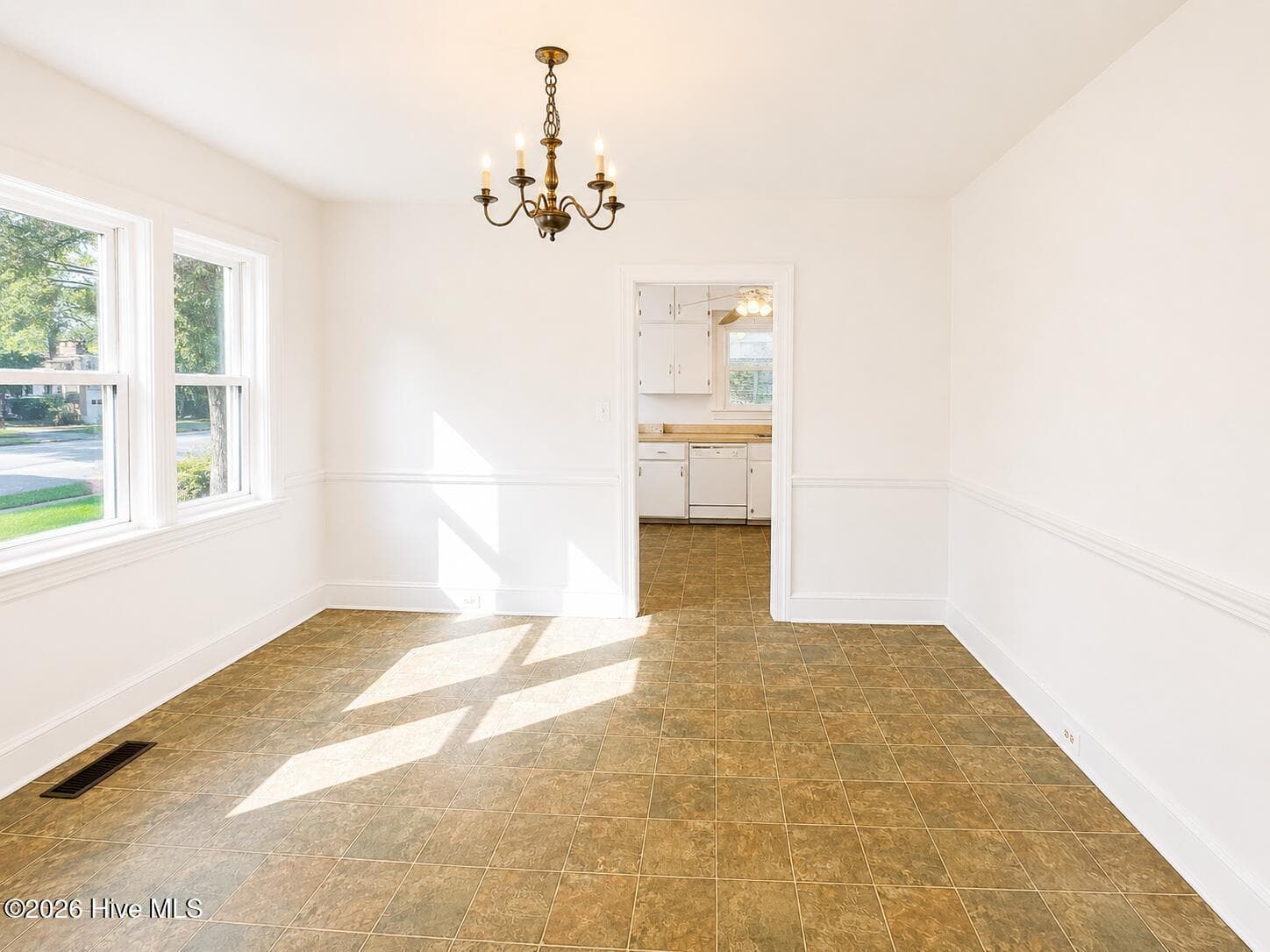 415 Academy Street N, Ahoskie, NC 27910