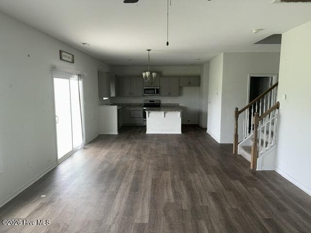 Single Family Residence at 108 Kettle Drive, Havelock, NC 28532, photo 5 of 23