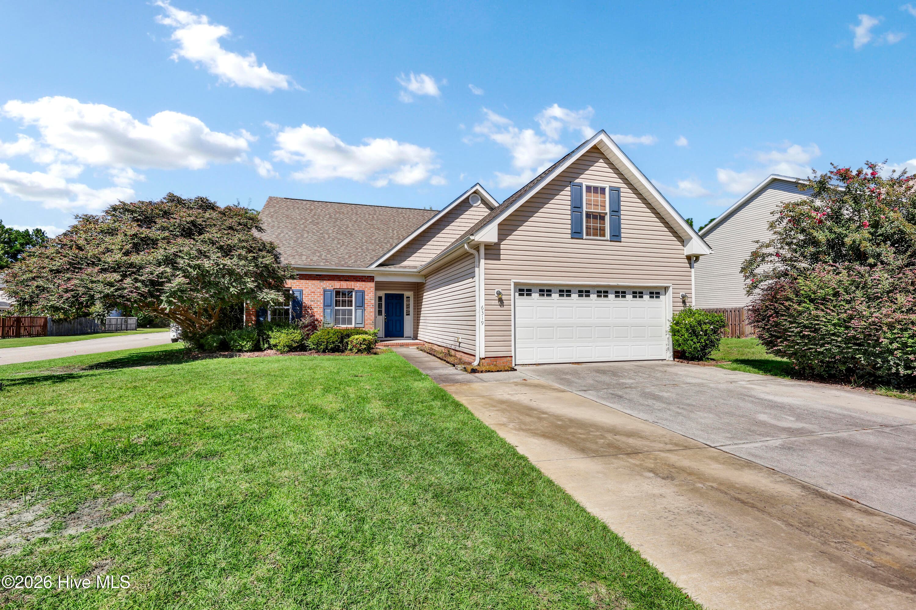 Single Family Residence at 6319 Shire Lane, Wilmington, NC 28411, photo 5 of 37