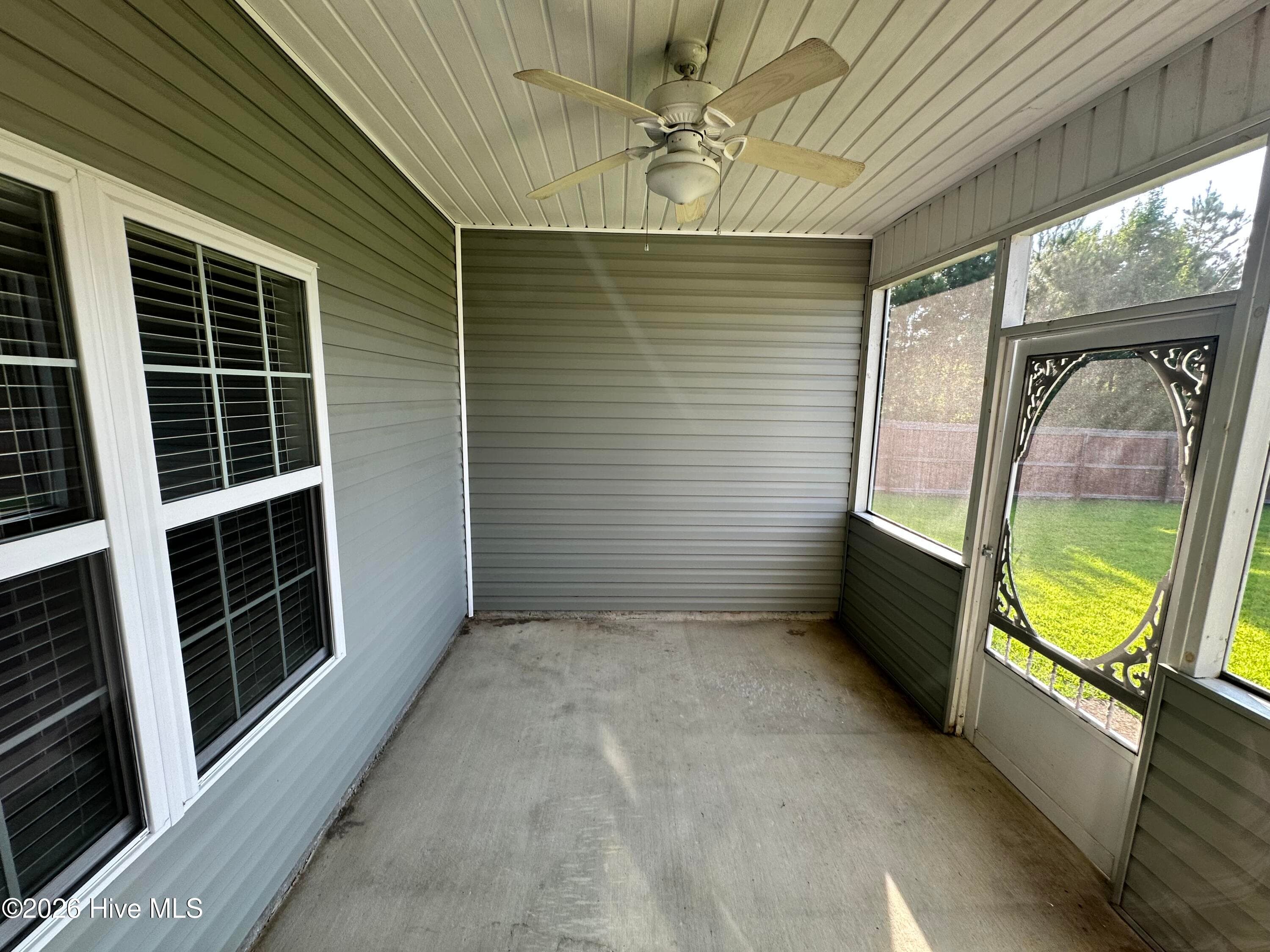 Single Family Residence at 204 Messenger Court, Jacksonville, NC 28546, photo 29 of 49