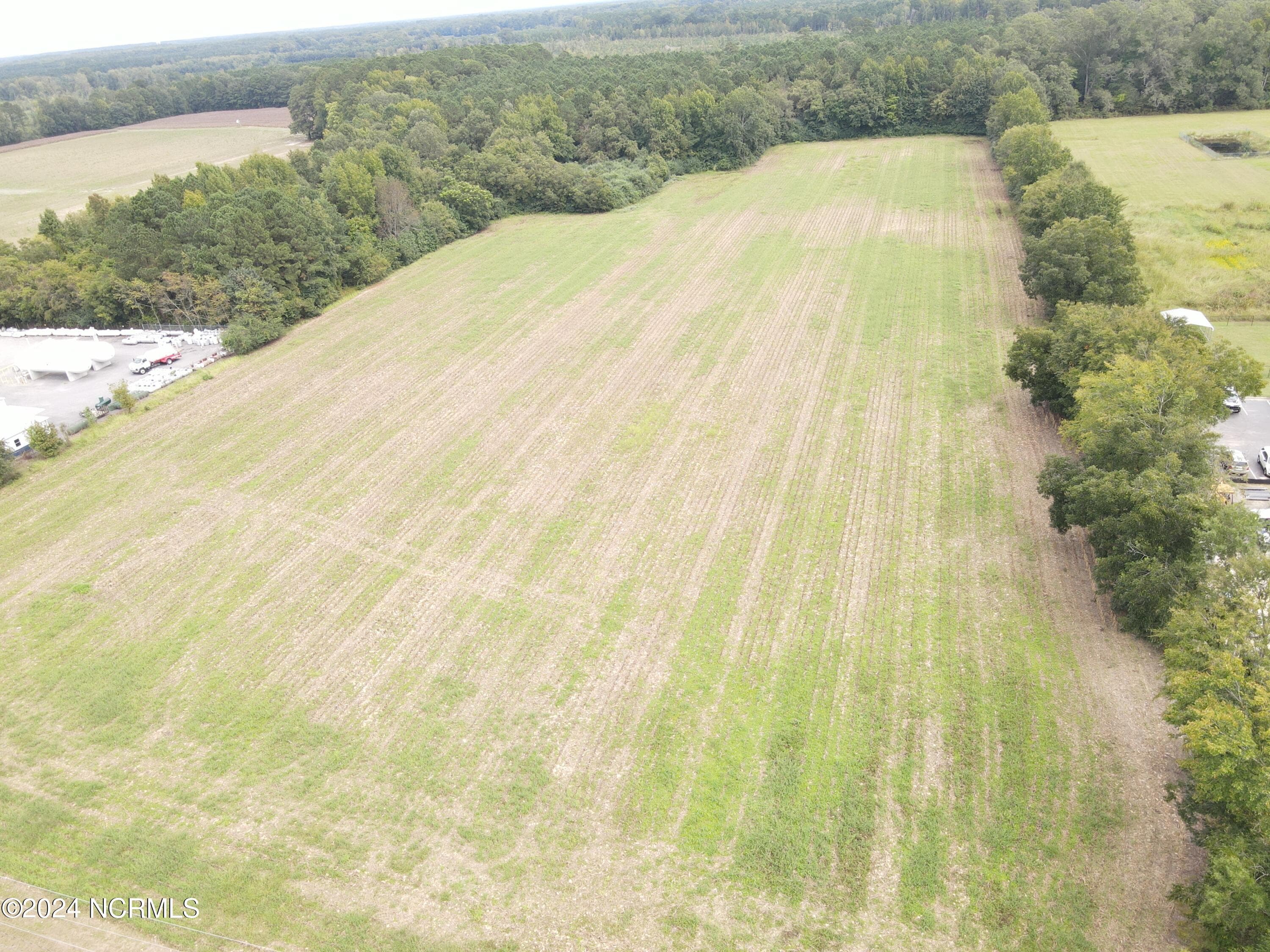 Farm at 13 E S, Ahoskie, NC 27910, photo 2 of 5