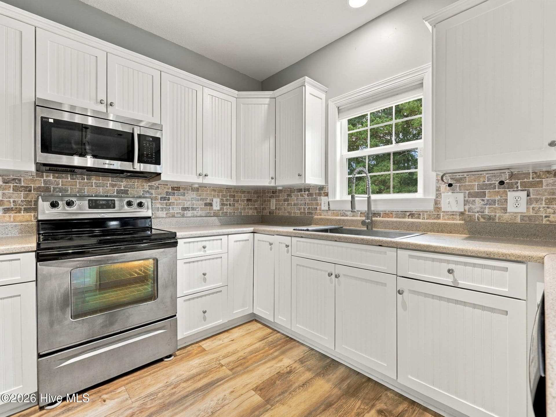 Single Family Residence at 205 Bell Ridge Lane, Hubert, NC 28539, photo 16 of 49