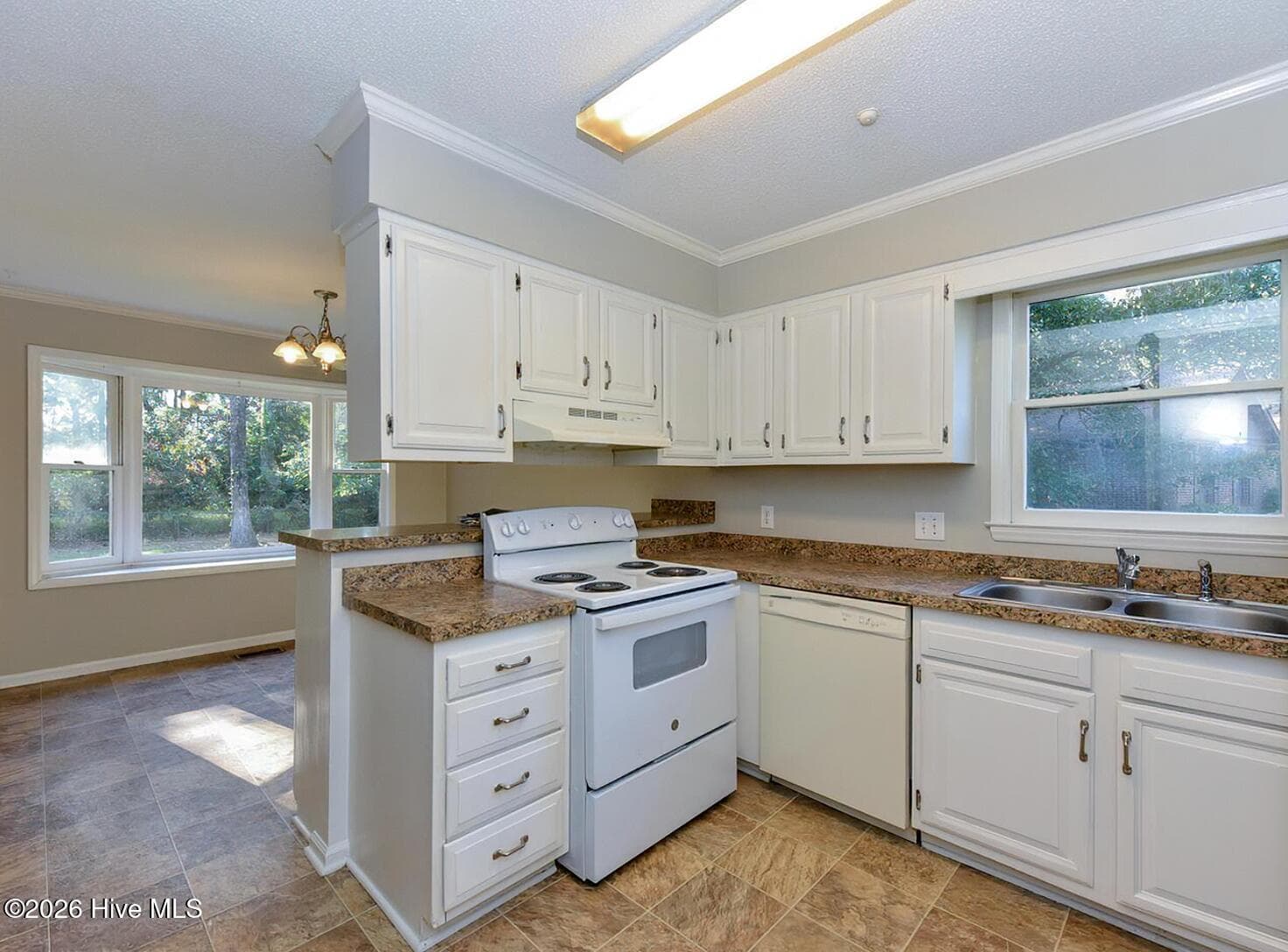 Single Family Residence at 1504 Darby Place, Goldsboro, NC 27534, photo 4 of 16