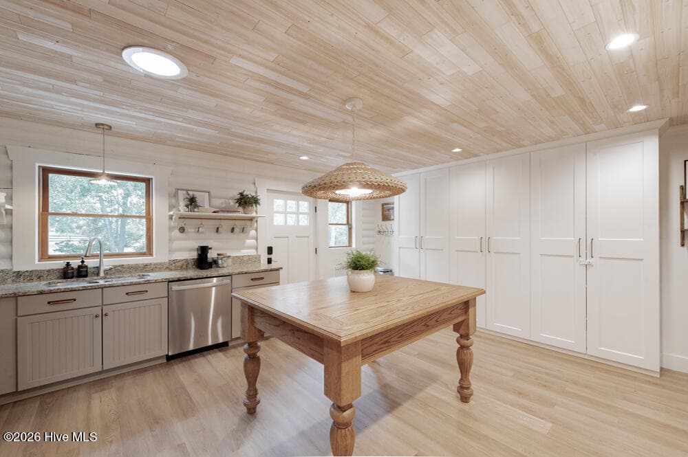 Single Family Residence at 2033 Green Pond Road, Aiken, SC 29803, photo 14 of 34