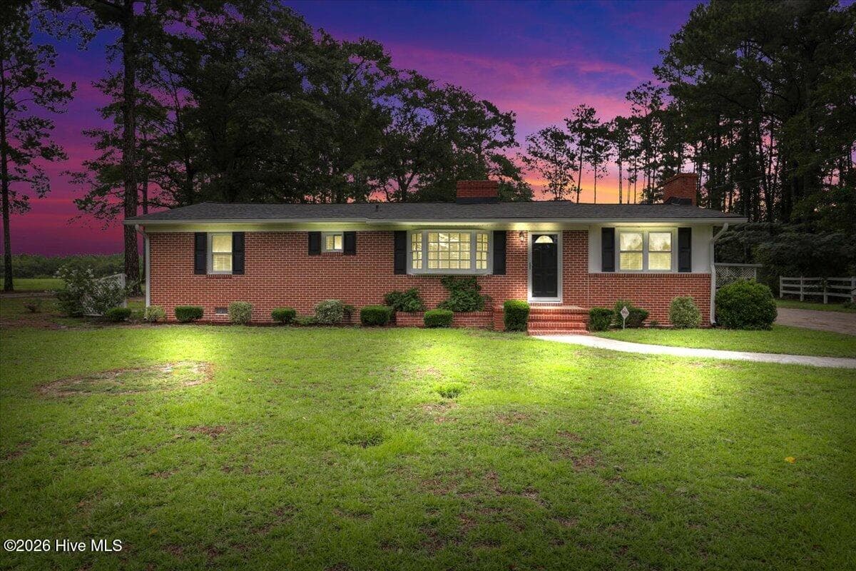 10229 NC-210, Autryville, NC 28318