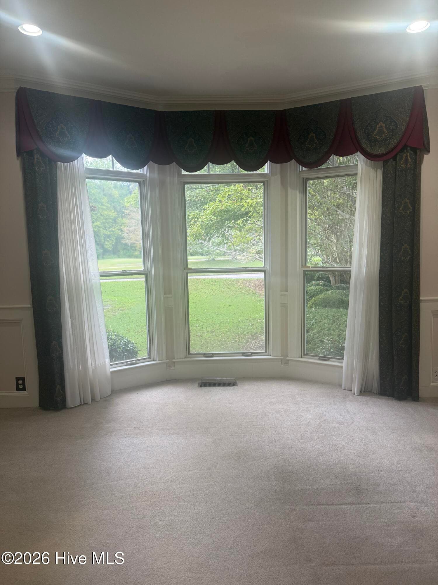Office - 307 Taberna Circle, New Bern, NC 28562