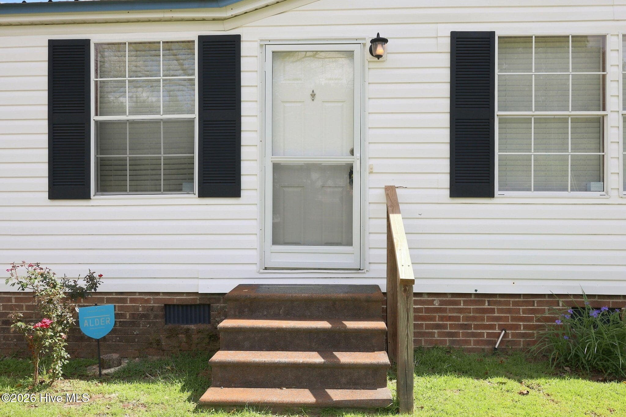 Manufactured Home at 4652 Faith Baptist Church Road, Pinetops, NC 27864, photo 26 of 145