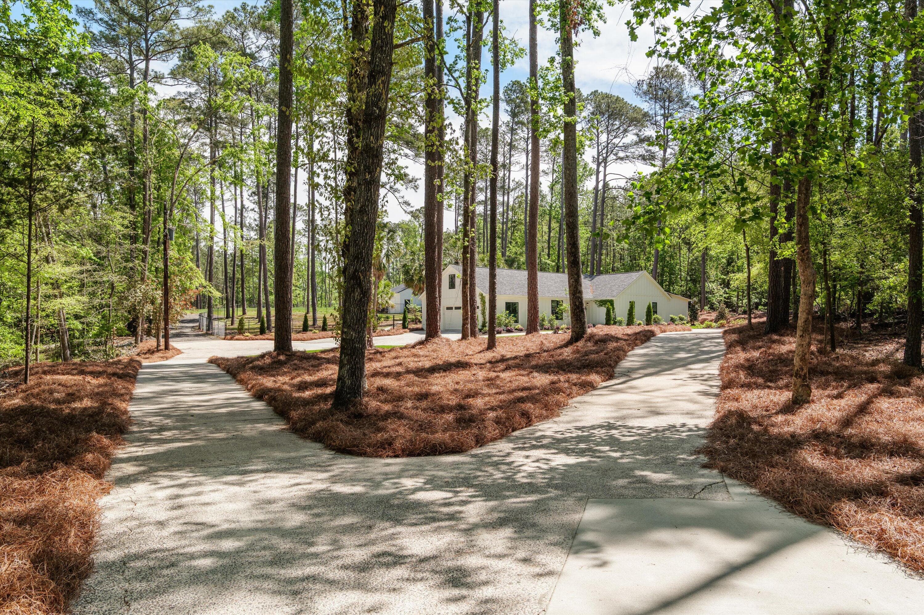 Circular concrete drive - 140 Lewiston Road, Grovetown, GA 30813