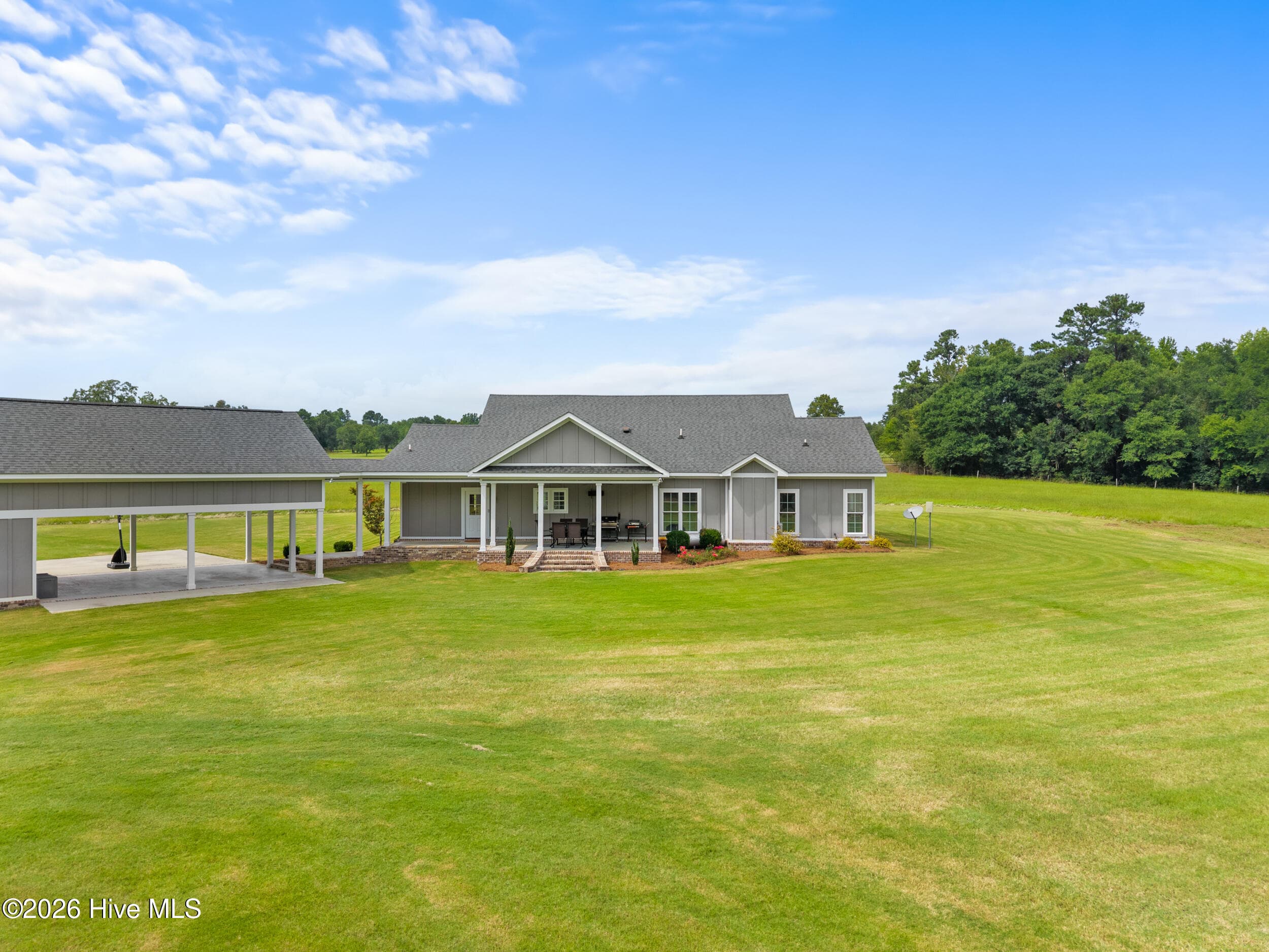 Single Family Residence at 3964 GA Hwy 17 S, Millen, GA 30442, photo 12 of 56