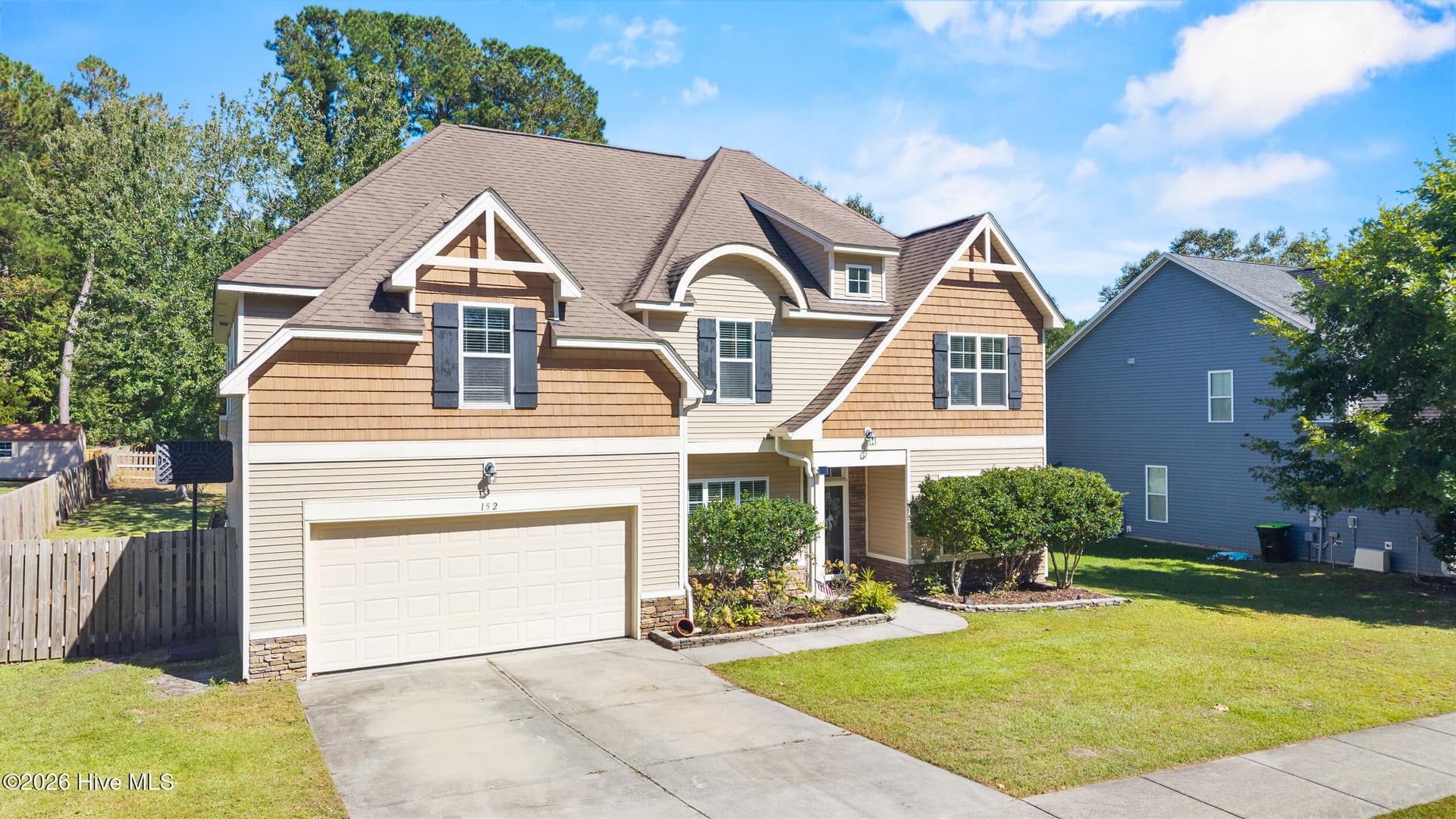 Single Family Residence at 152 Cornel Lane, Hampstead, NC 28443, photo 3 of 67
