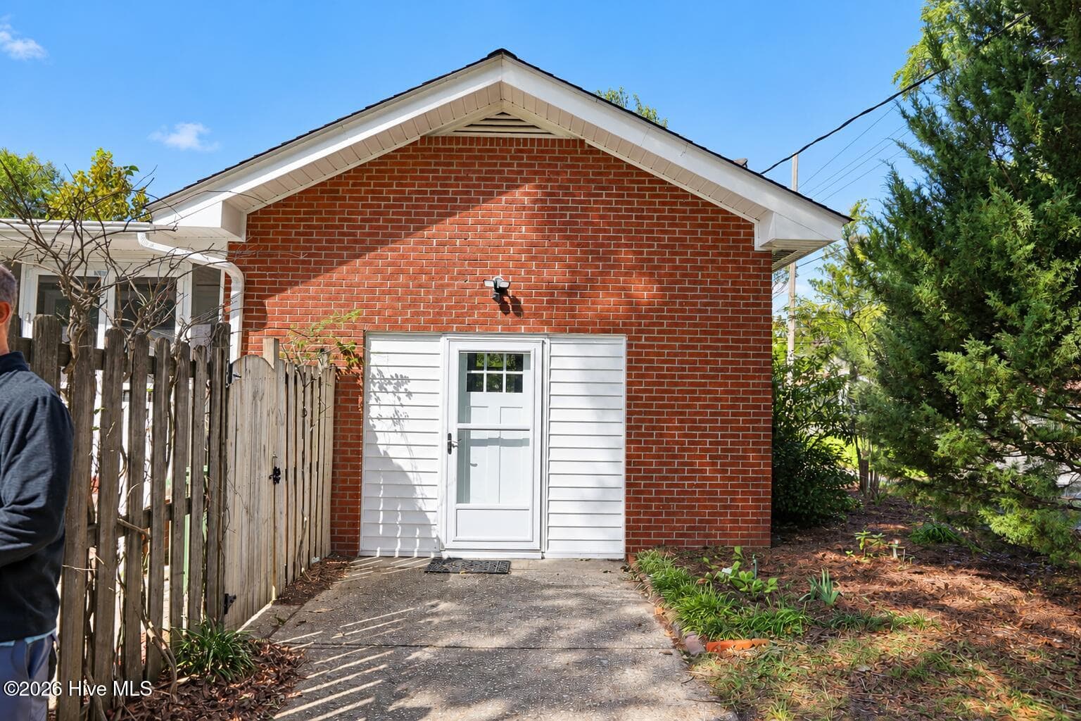 Single Family Residence at 320 Northern Boulevard, Wilmington, NC 28401, photo 109 of 159