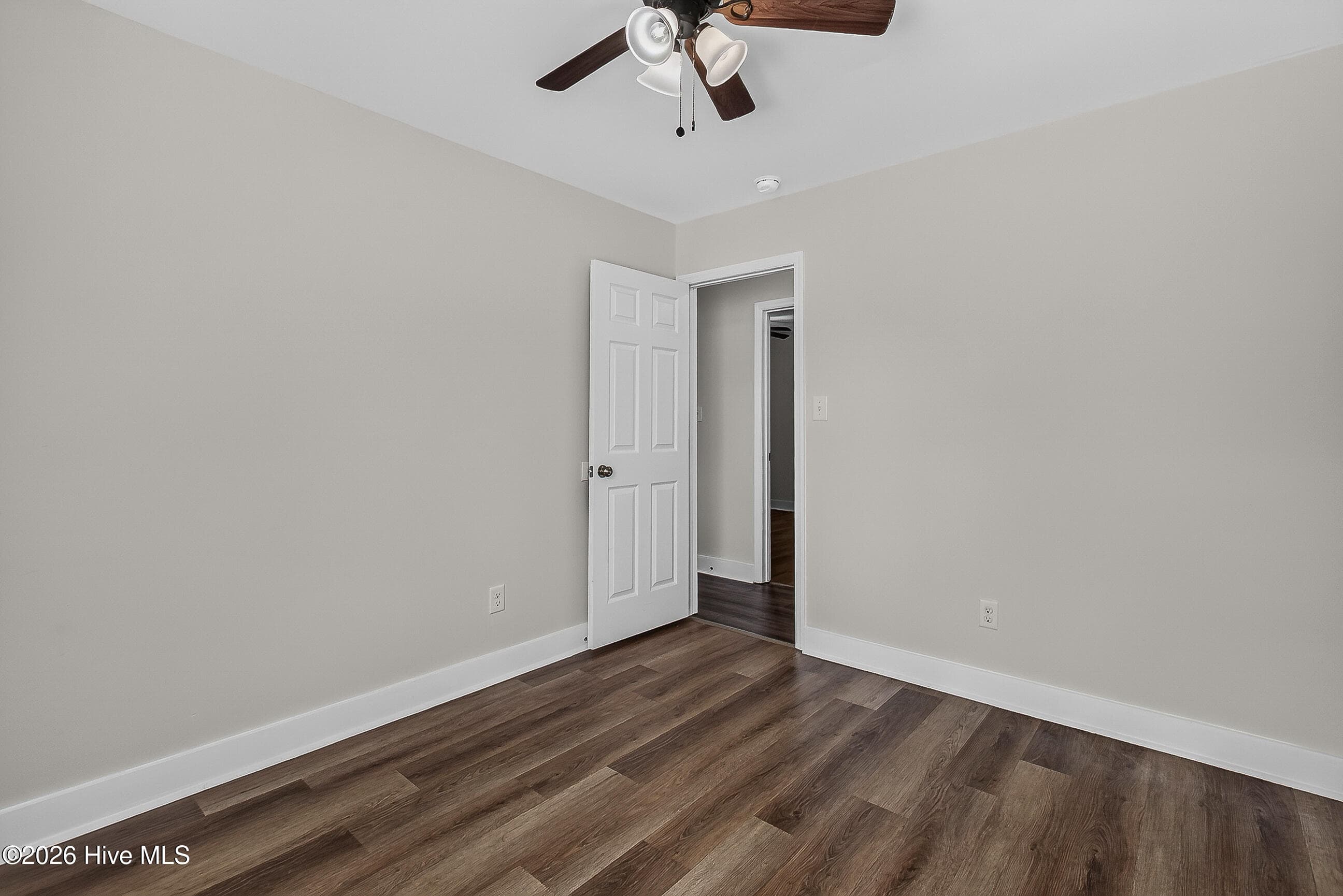 Single Family Residence at 912 Laurel Lane, Jacksonville, NC 28546, photo 19 of 35