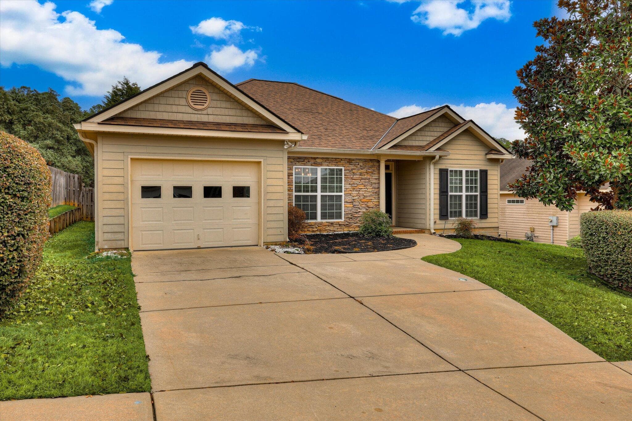 Single Family Residence at 721 Wickham Drive, Evans, GA 30809, photo 3 of 44