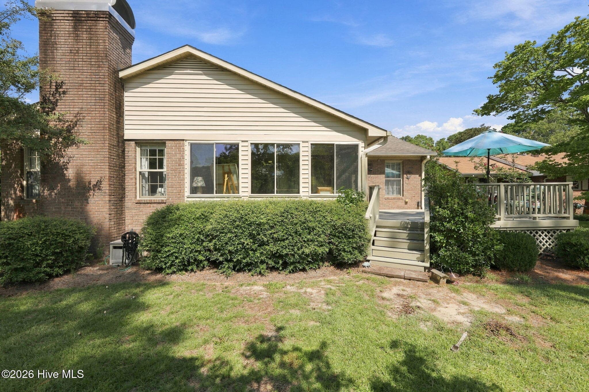 Single Family Residence at 5914 Santo Domingo Court, New Bern, NC 28560, photo 14 of 81