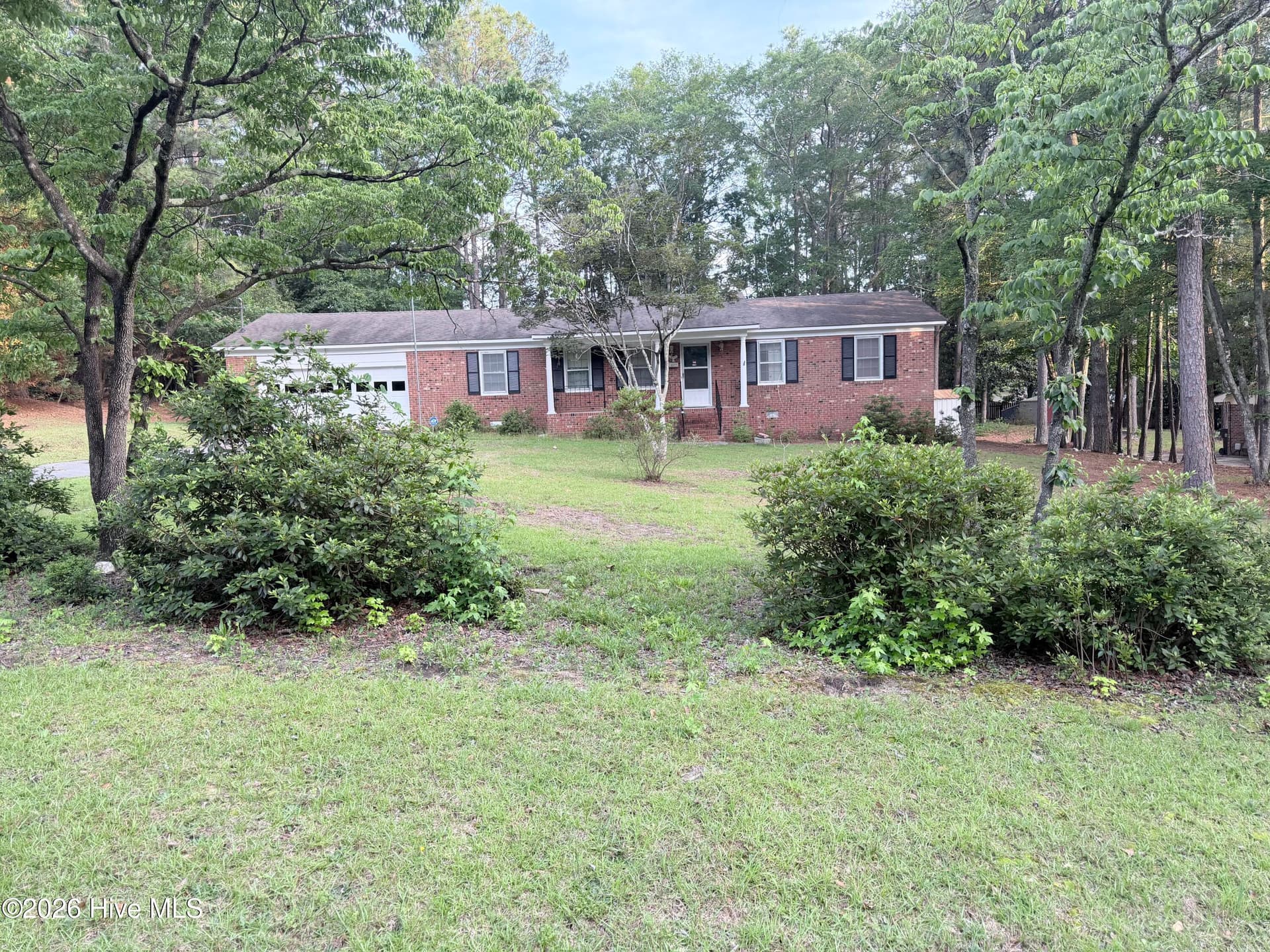 Single Family Residence at 185 Bronwyn Street, Southern Pines, NC 28387, photo 2 of 16