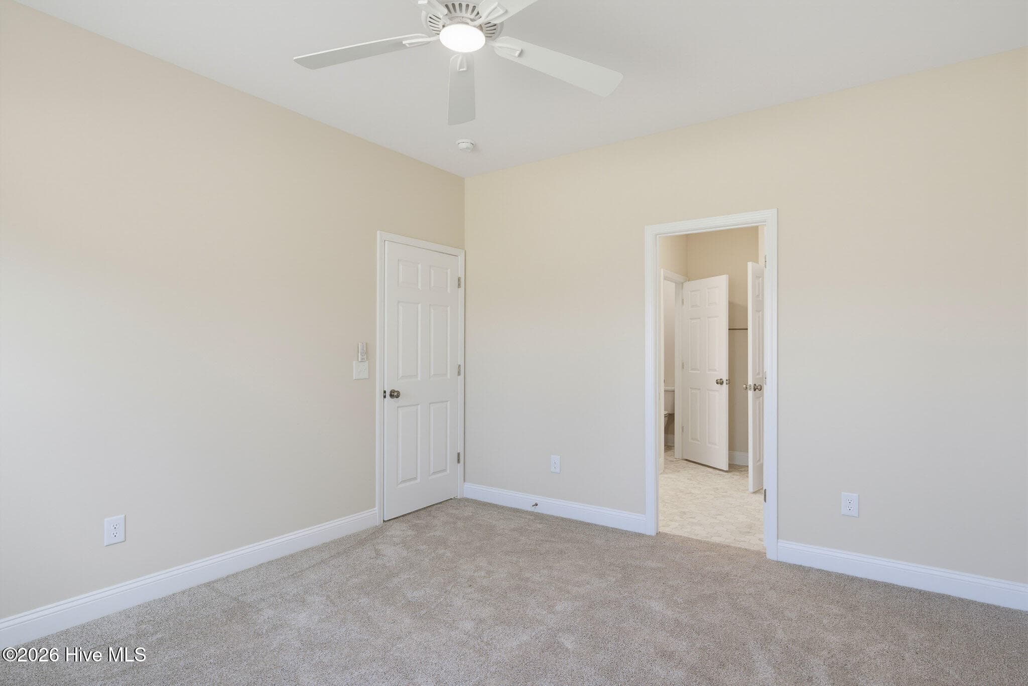 Townhouse at 303 Coastal Reef Court, Holly Ridge, NC 28445, photo 13 of 25