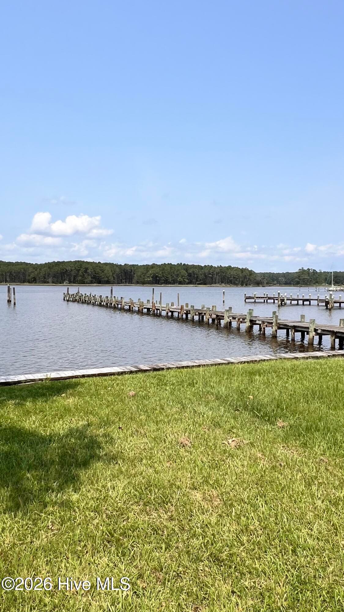 Single Family Residence at 201 Barnes-Foster Loop Road, Belhaven, NC 27810, photo 7 of 11