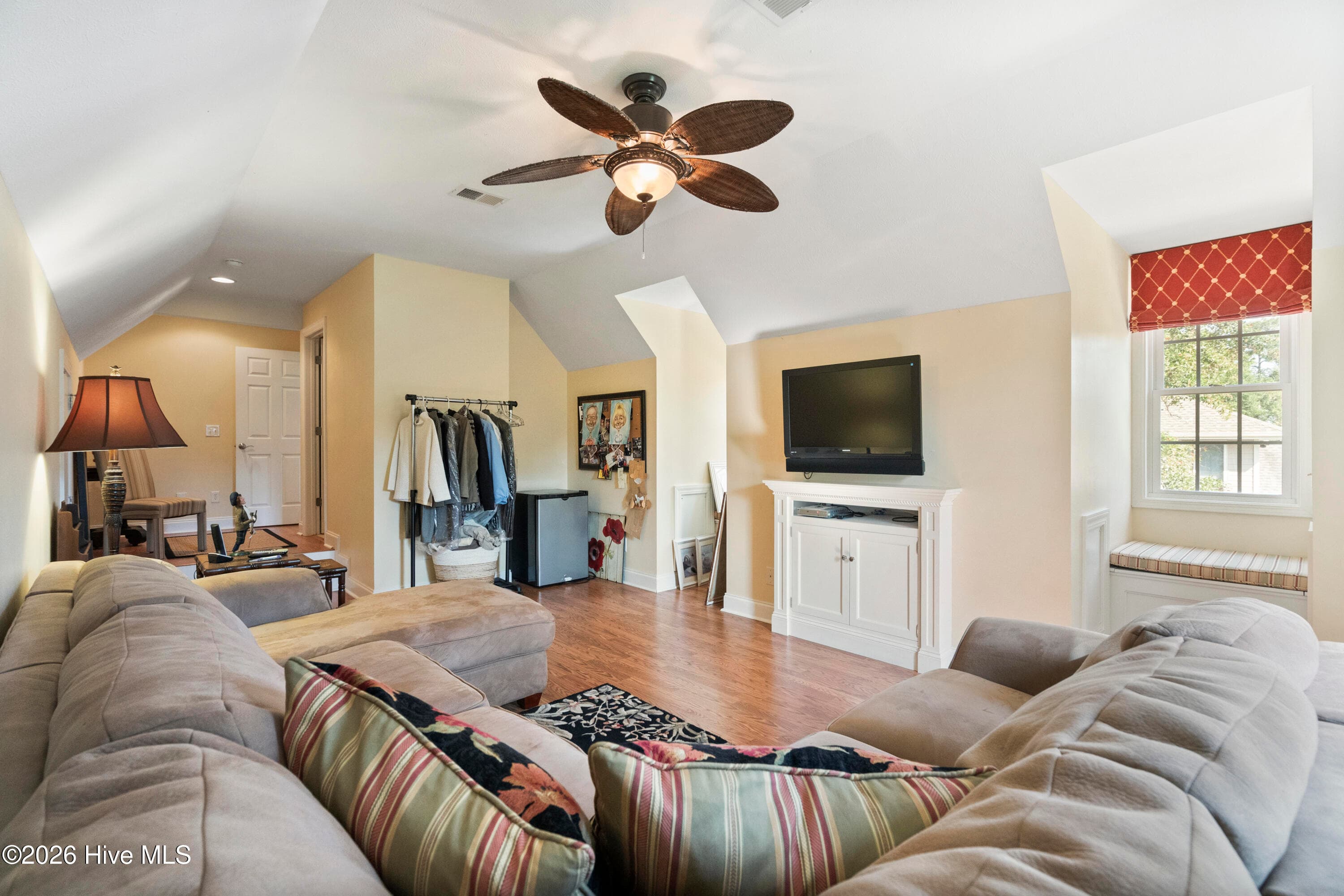 Single Family Residence at 194 Edgewater Circle, Sunset Beach, NC 28468, photo 37 of 103