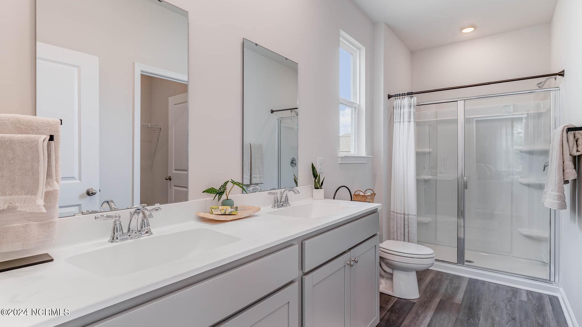 Single Family Residence at 989 Stanbury Bluff Road SW, Supply, NC 28462, photo 14 of 22