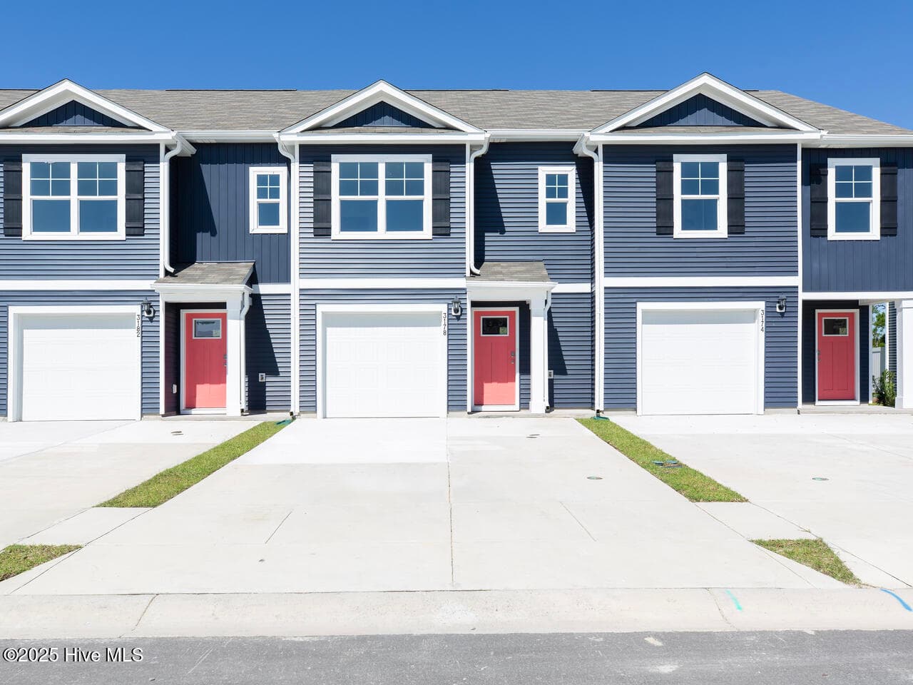 This is not the actual home. It is another Pearson plan, colors, features and options may vary. - 7658 Pennycress Drive 473, Leland, NC 28451