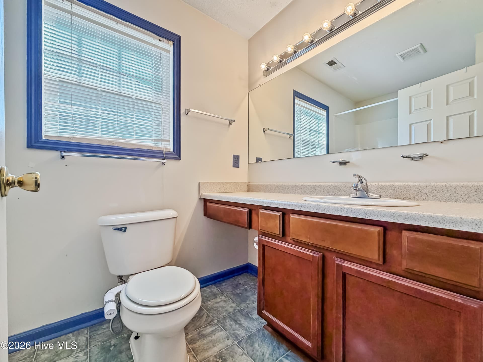 Townhouse at 164 Kelly Circle, Hubert, NC 28539, photo 15 of 37