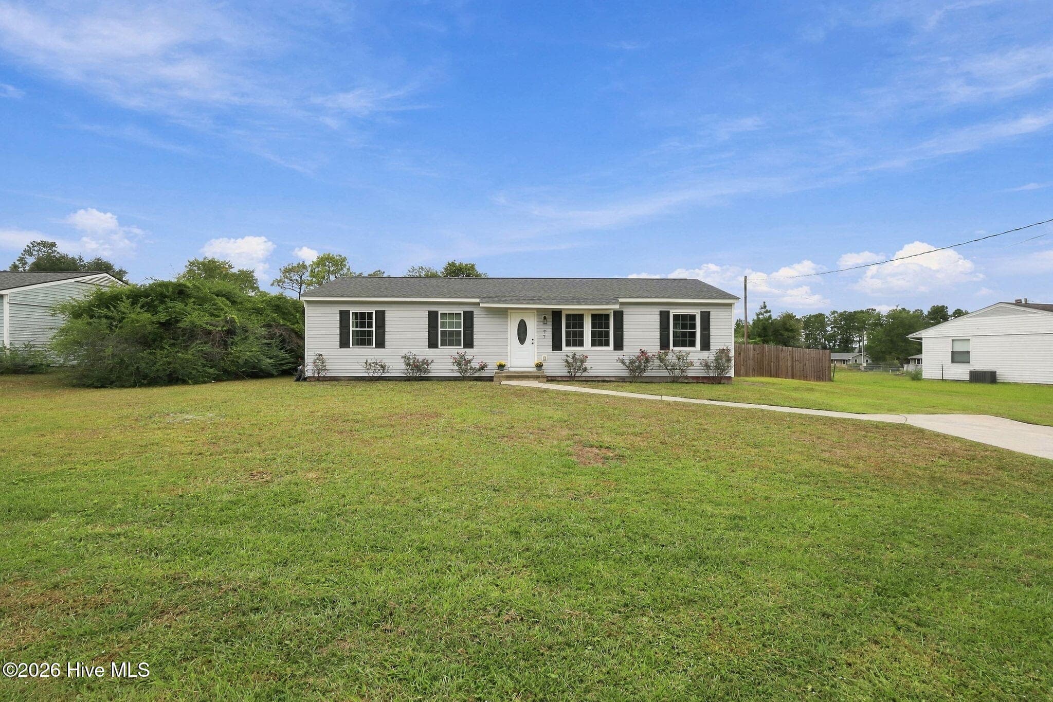 Single Family Residence at 77 Crown Point Road, Hubert, NC 28539, photo 3 of 41