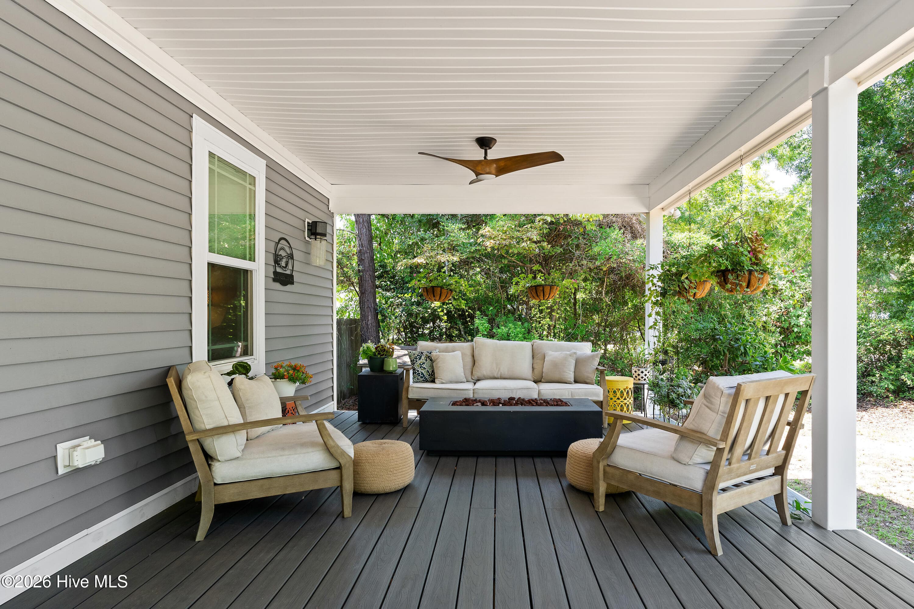 Single Family Residence at 334 NE 59th Street, Oak Island, NC 28465, photo 6 of 71