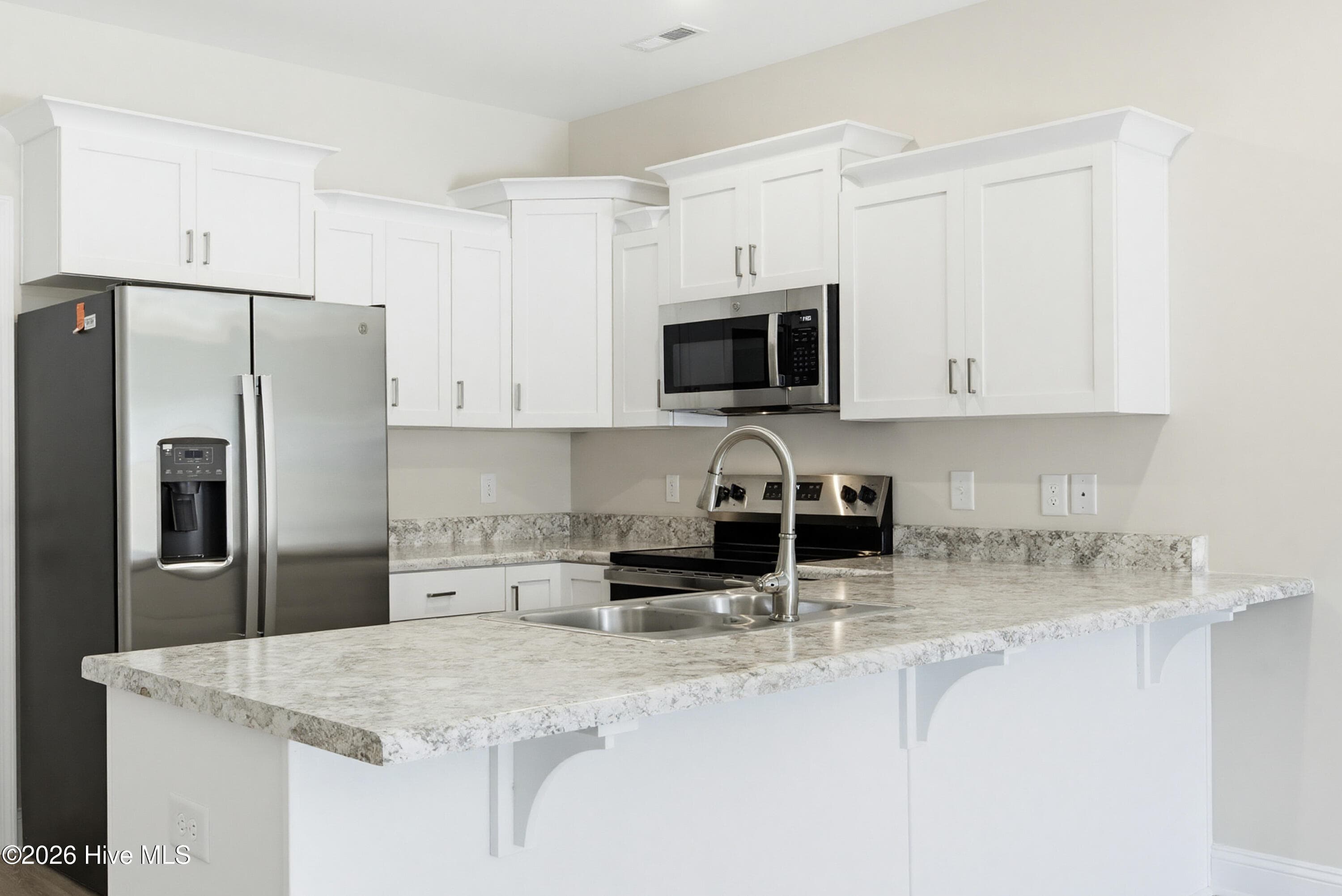 Townhouse at 219 Sandpiper Place, Holly Ridge, NC 28445, photo 9 of 22