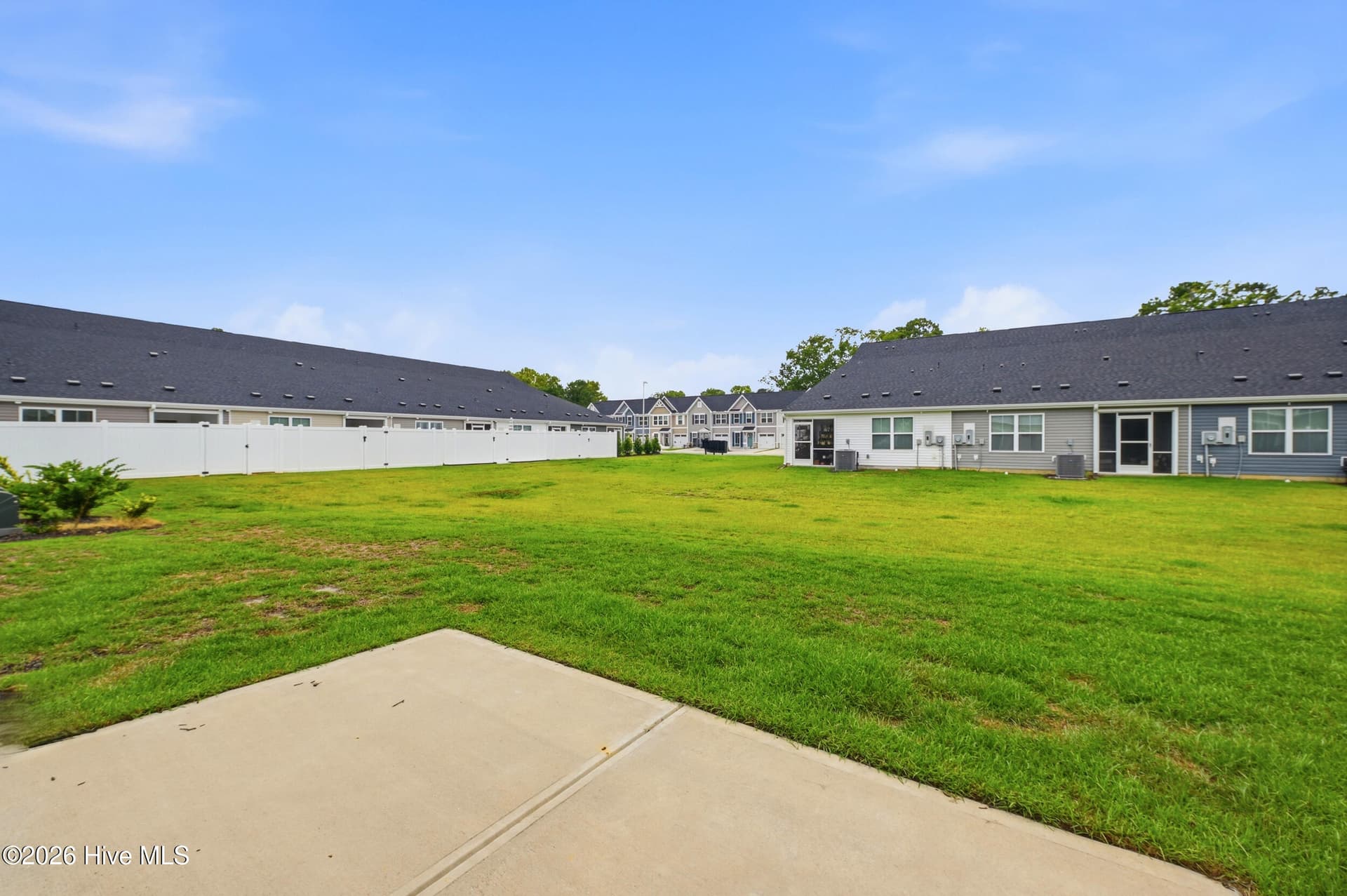 Townhouse at 3005 Edgemead Circle NW, Calabash, NC 28467, photo 28 of 42