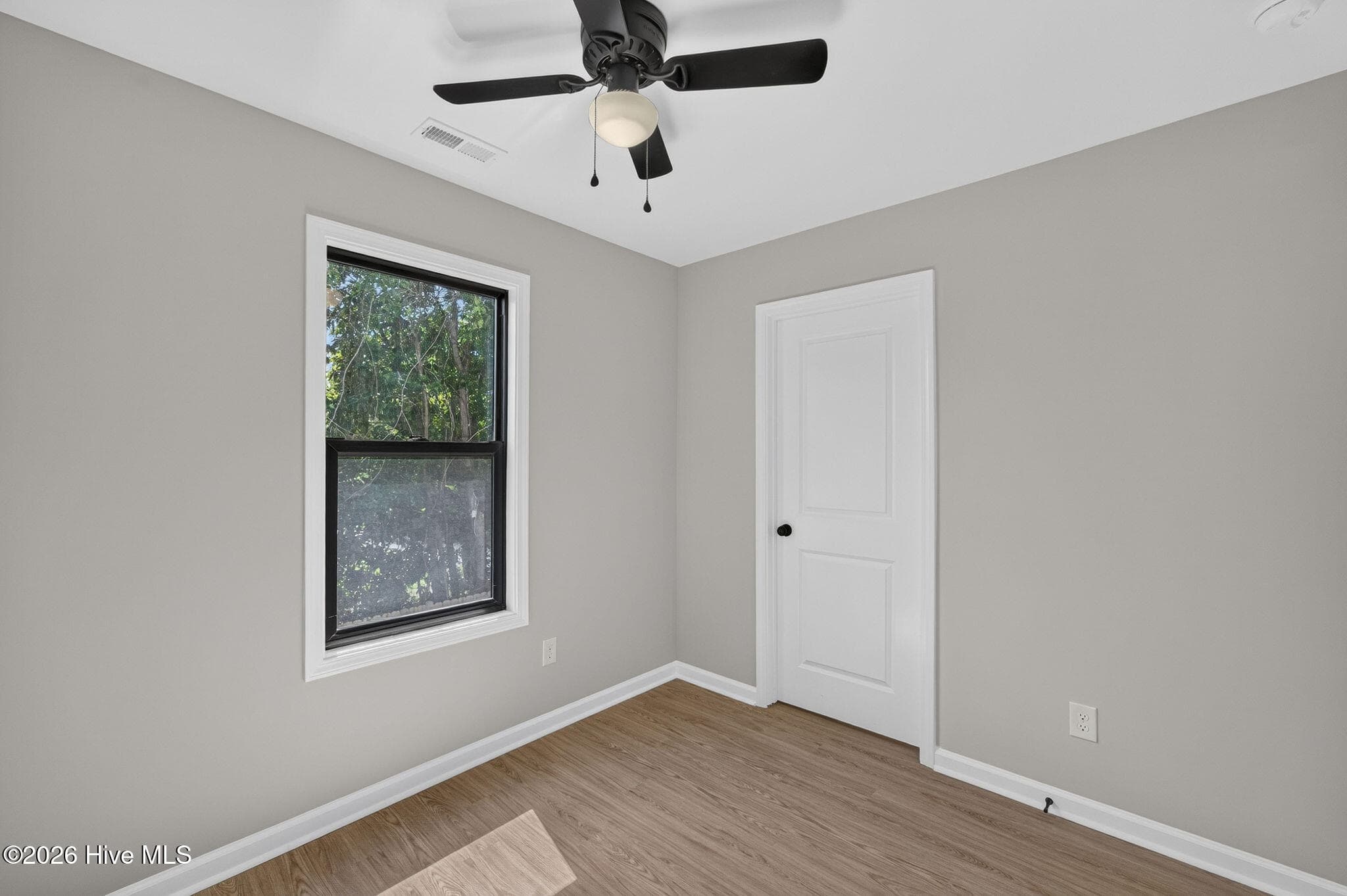 Single Family Residence at 1114 Orange Street, Wilmington, NC 28401, photo 20 of 31