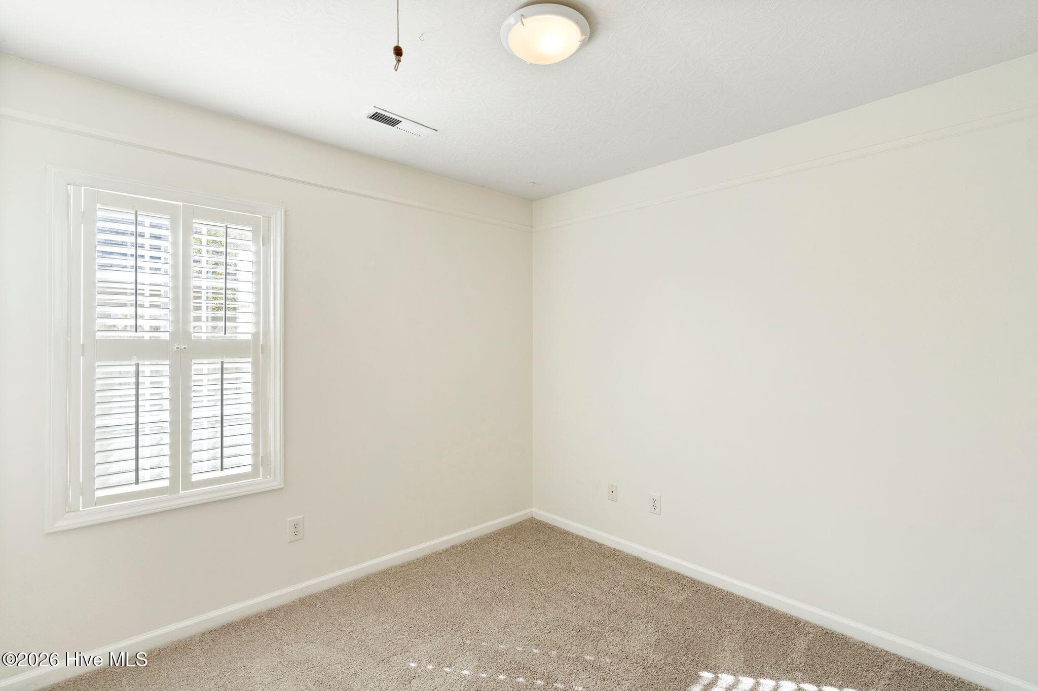 Single Family Residence at 811 Grathwol Drive, Wilmington, NC 28405, photo 18 of 41