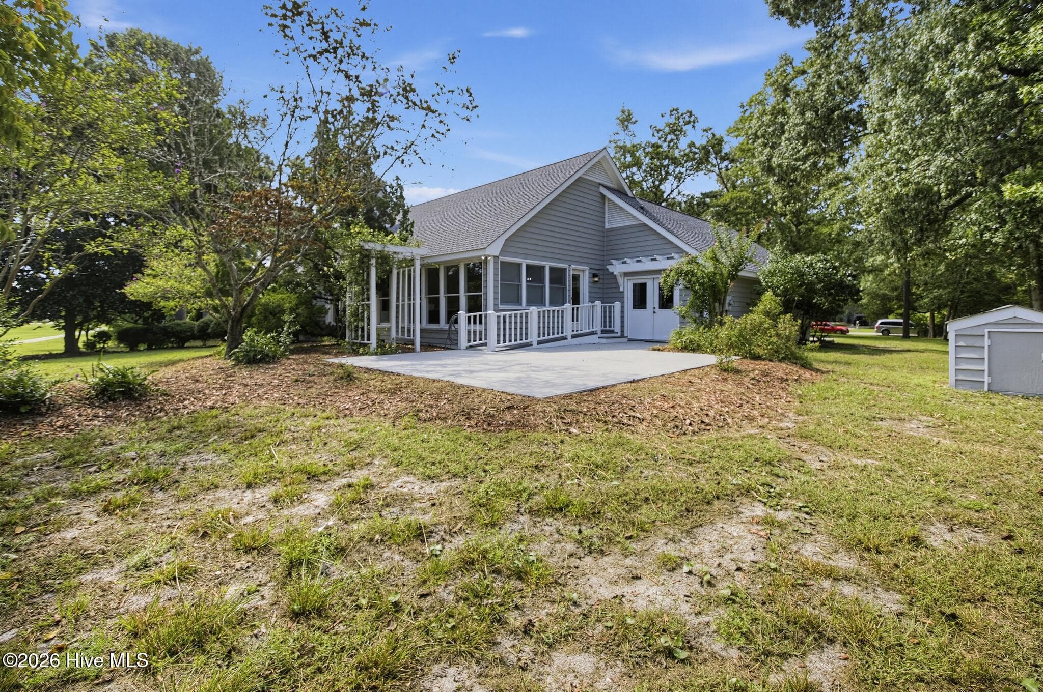 Single Family Residence at 711 N Green Tee Road, Hampstead, NC 28443, photo 5 of 21