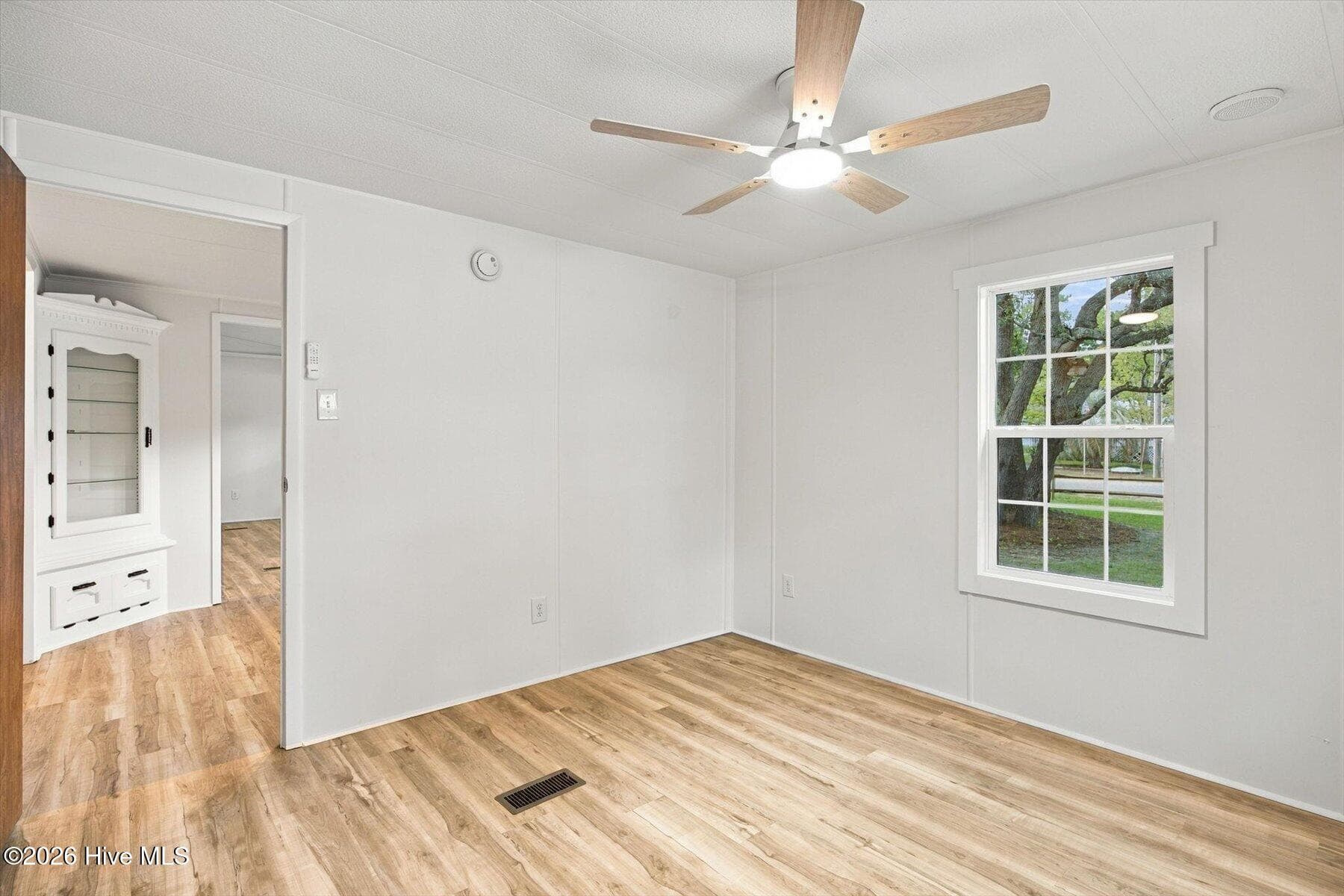 Manufactured Home at 621 Harbor Drive SE, Bolivia, NC 28422, photo 28 of 46