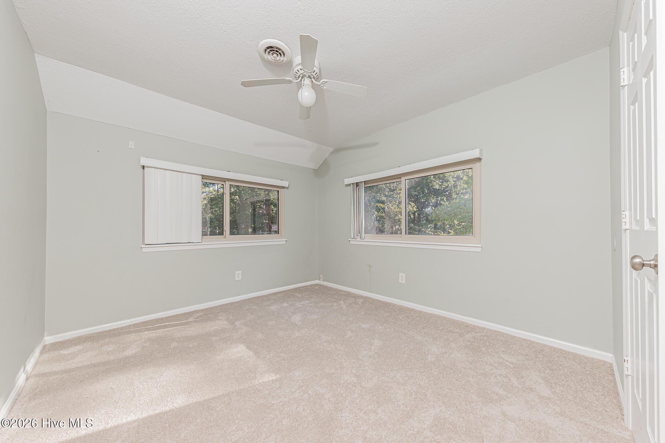 Townhouse at 97 Quarterdeck, New Bern, NC 28562, photo 45 of 71