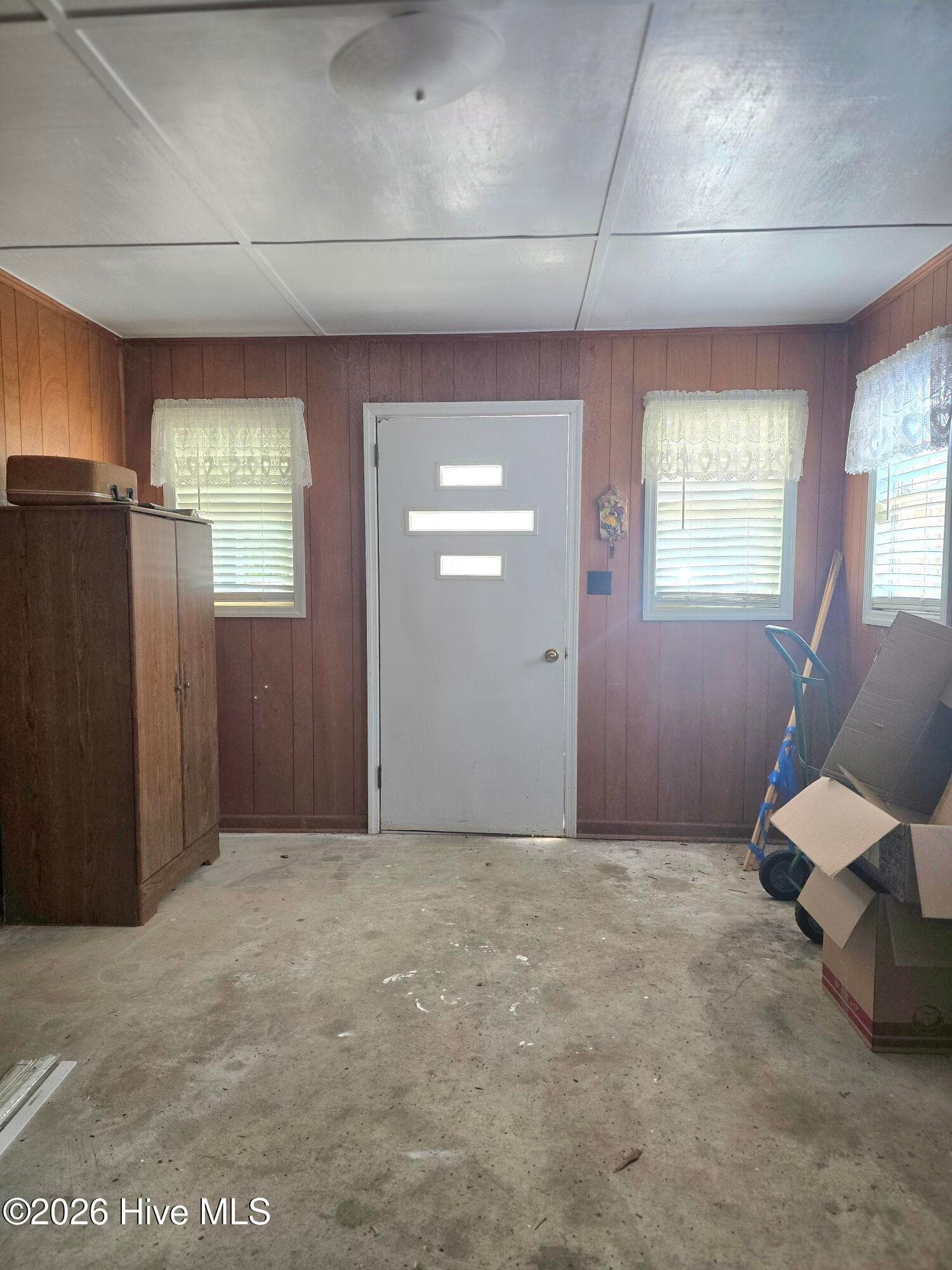 Single Family Residence at 214 E Bladen Street, Bladenboro, NC 28320, photo 17 of 67