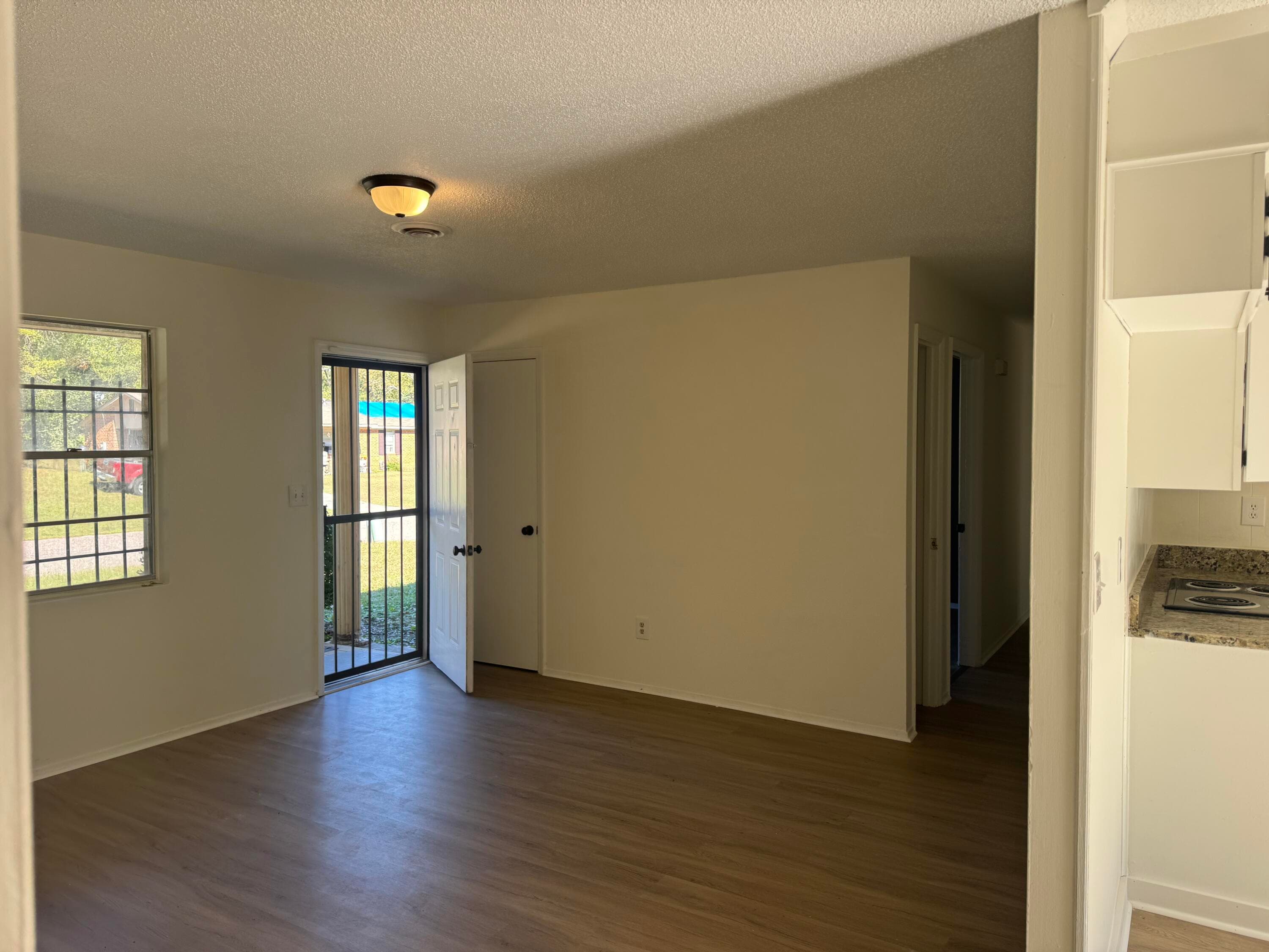 Single Family Residence at 3714 Oslo Road, Augusta, GA 30906, photo 3 of 19