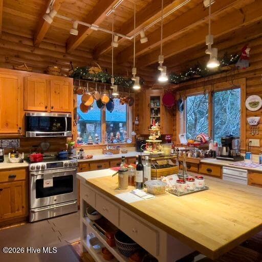 Single Family Residence at 496 Holloway Road, Robbinsville, NC 28771