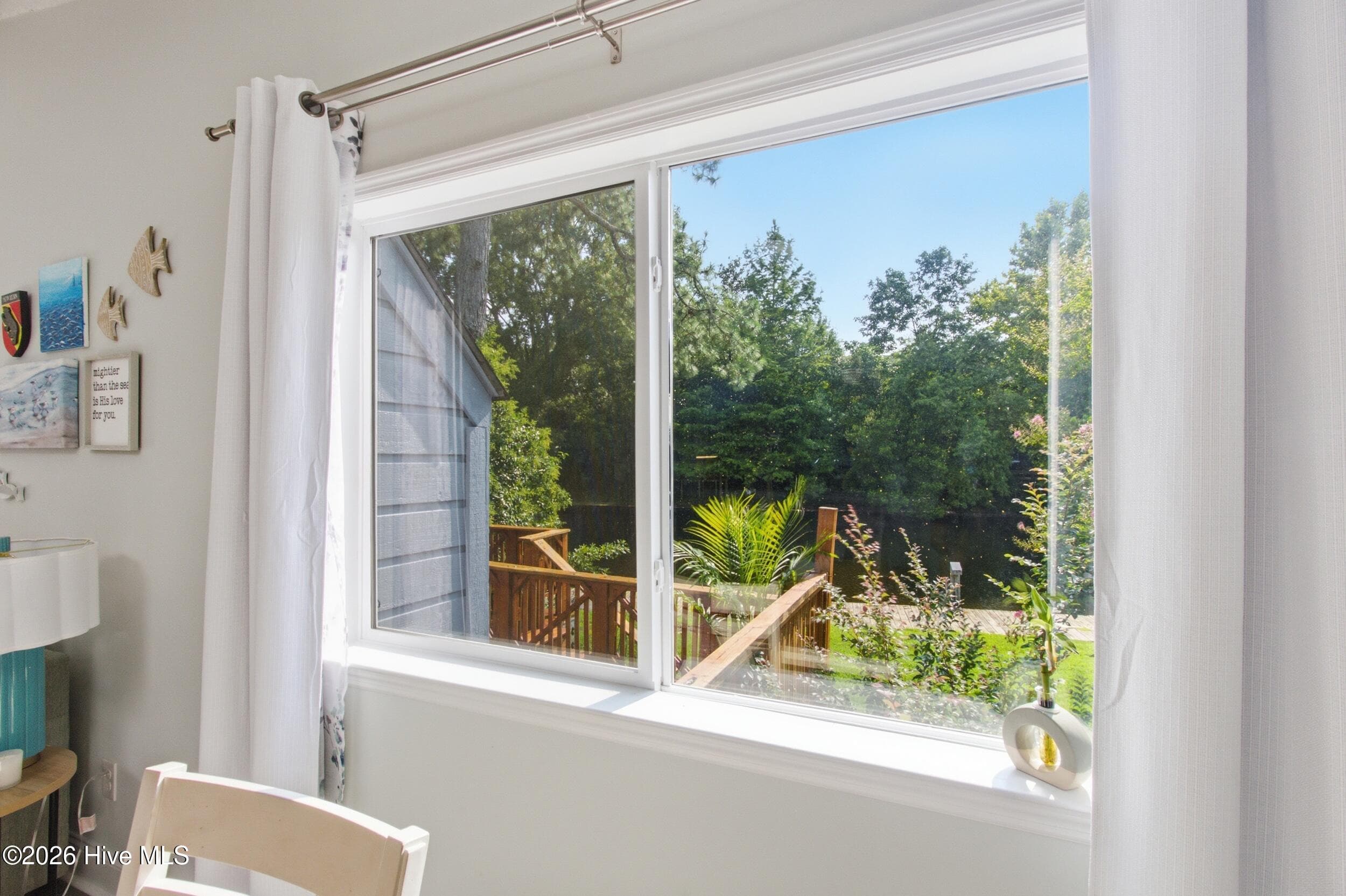 Townhouse at 23 Harbour Walk, New Bern, NC 28562, photo 14 of 56