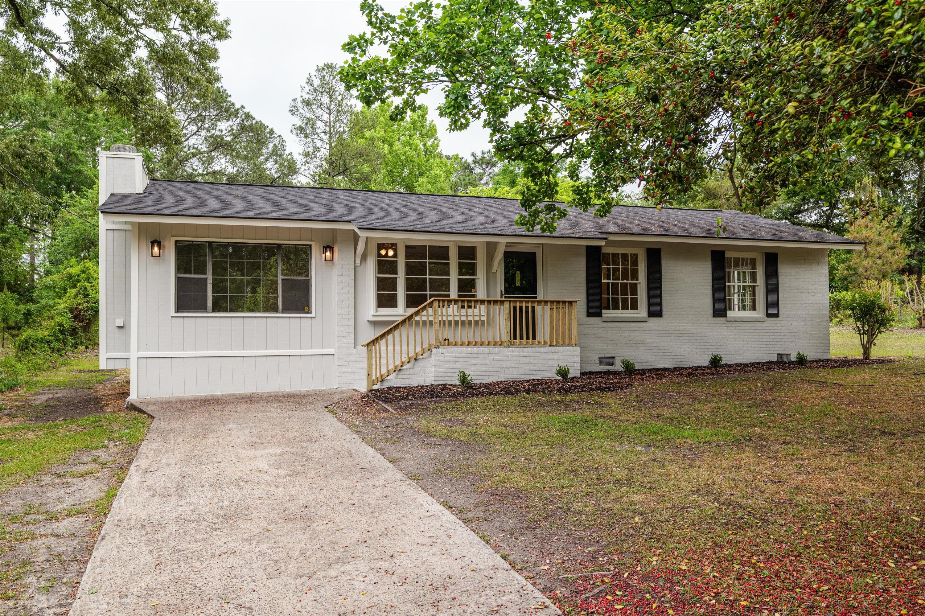 Single Family Residence at 3912 Debra Street, Augusta, GA 30906, photo 4 of 35