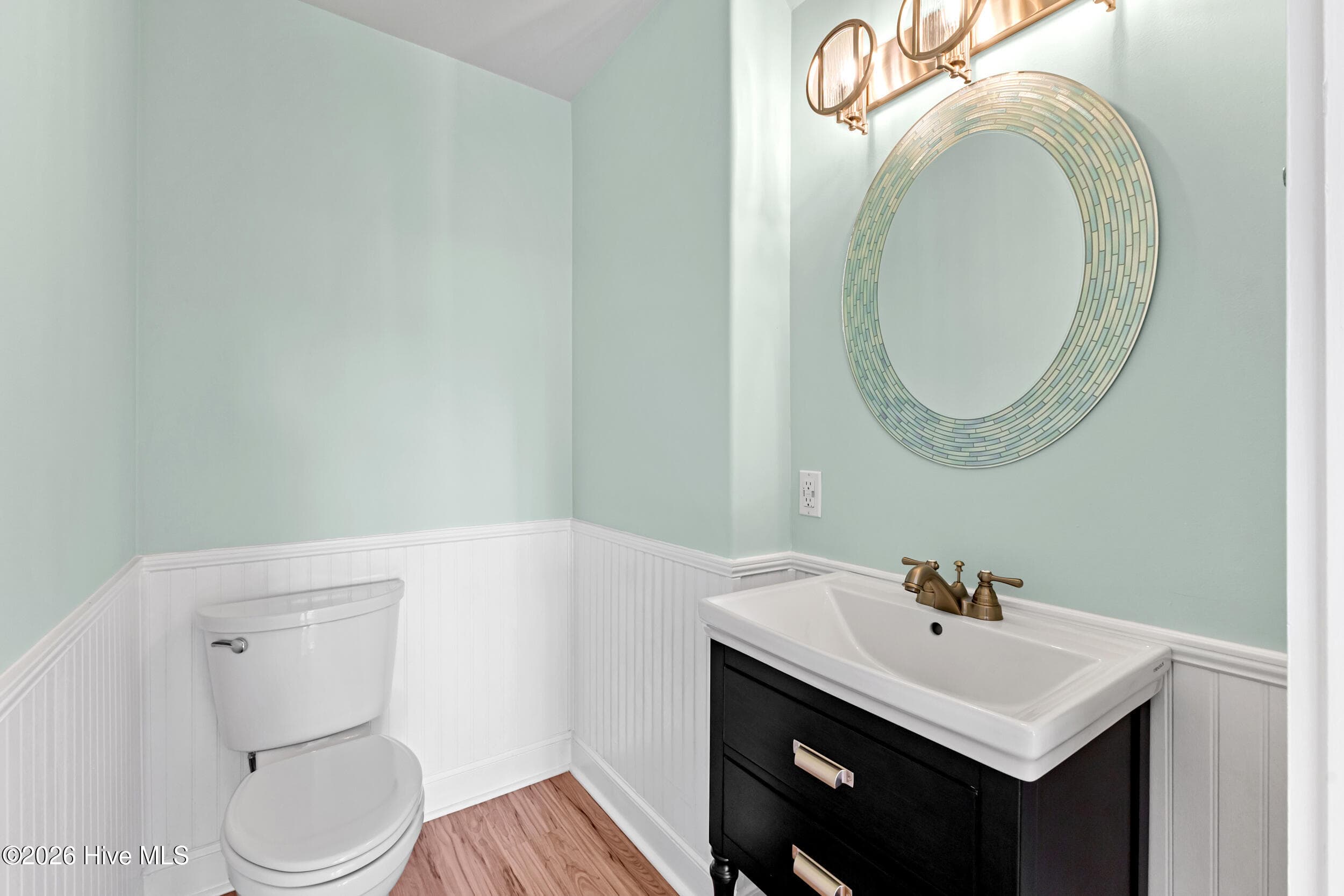 Upstairs 1/2 bath - 615 Jenoa Drive, Castle Hayne, NC 28429