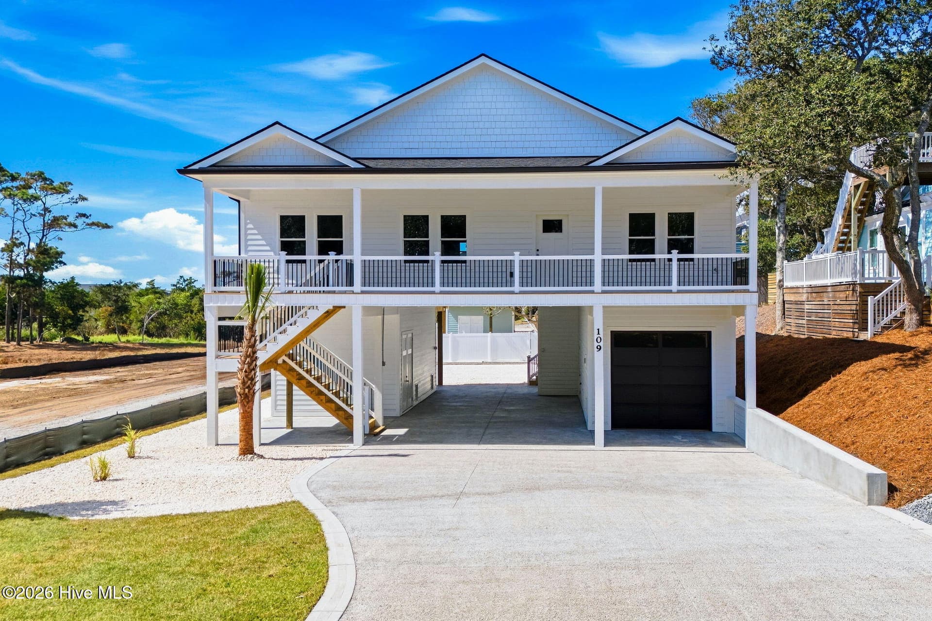 109 SE 37th Street, Oak Island, NC 28465