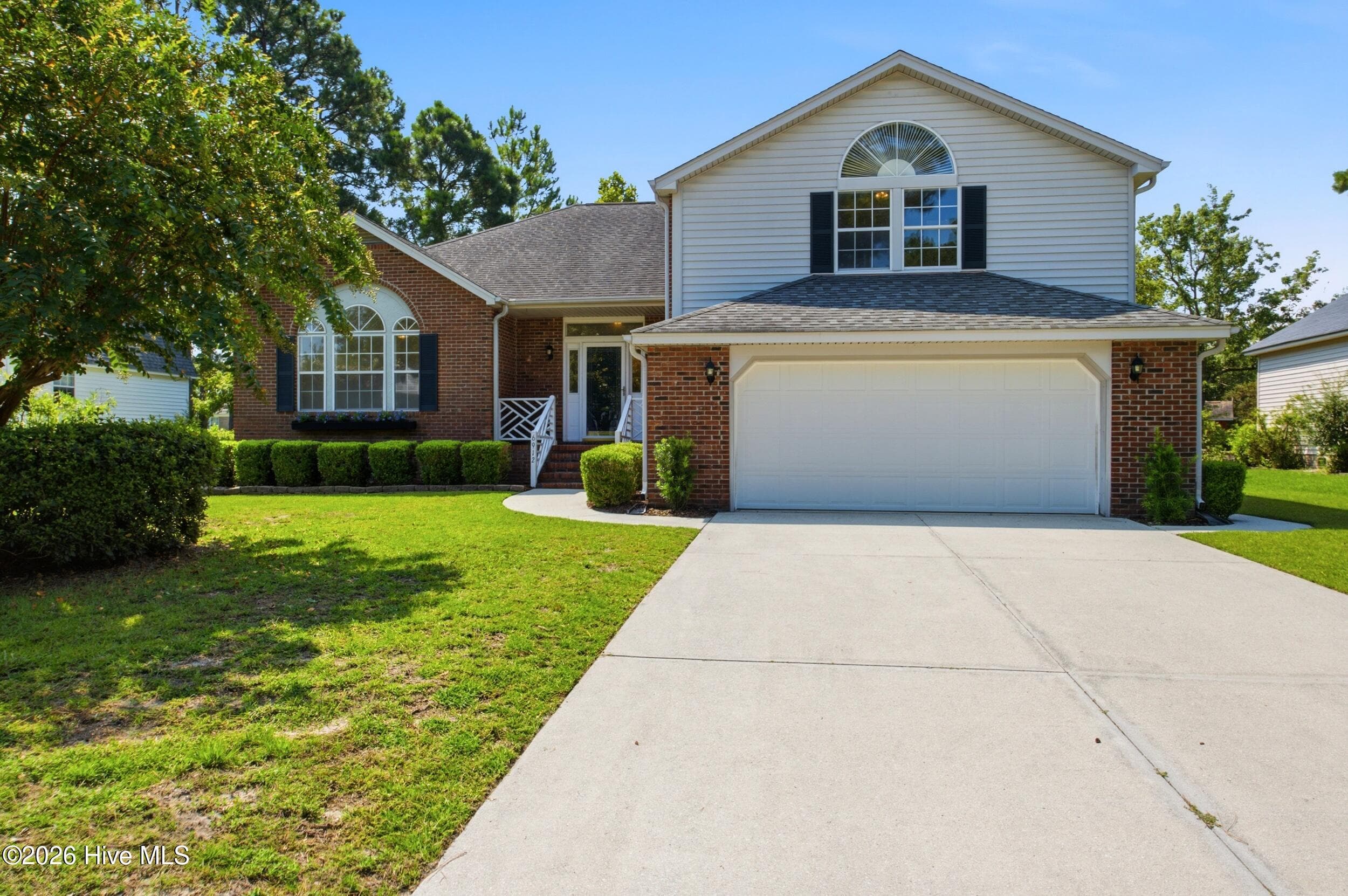 Single Family Residence at 6912 Haberdeen Drive, Wilmington, NC 28411, photo 6 of 73