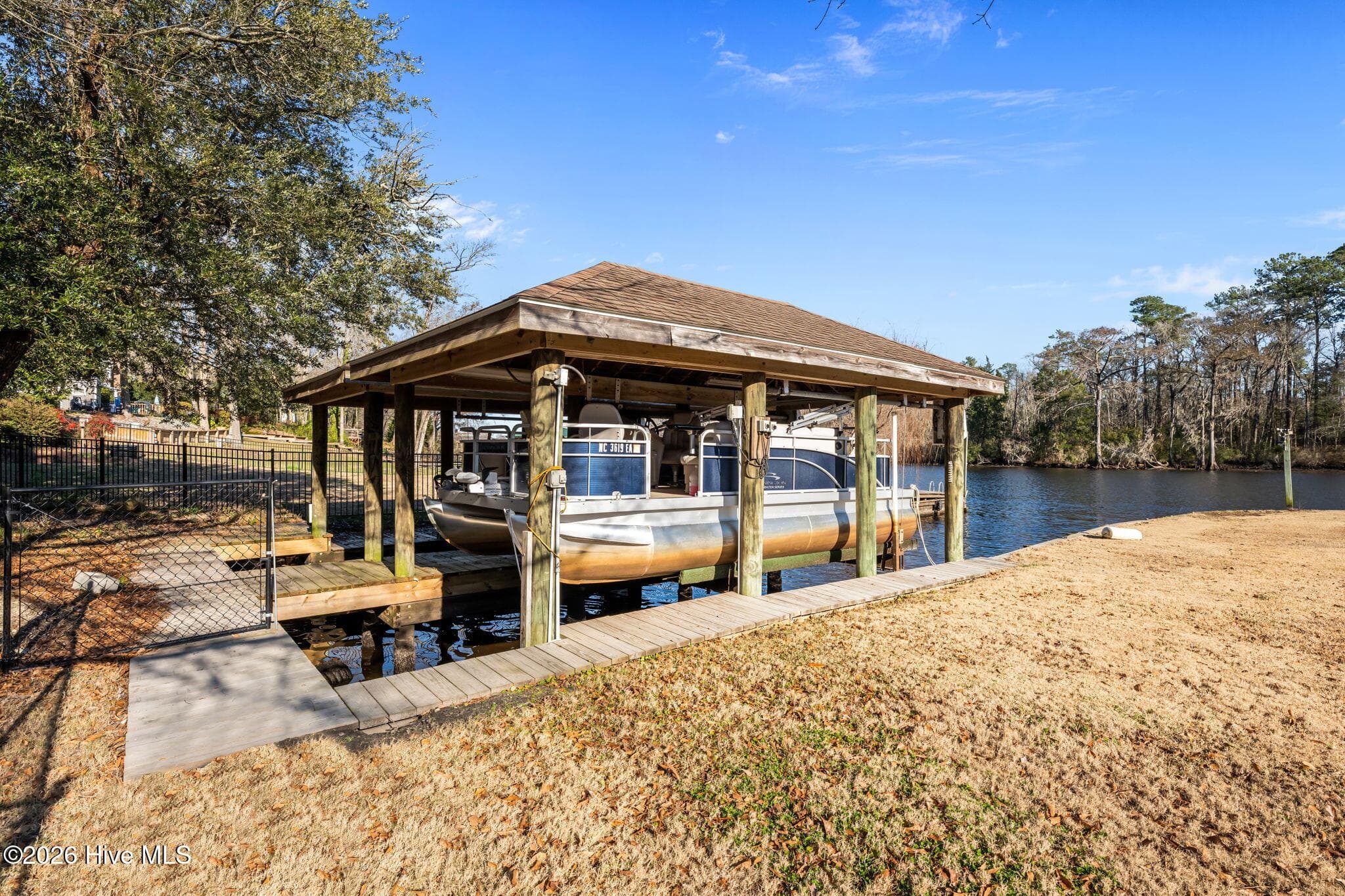 Single Family Residence at 236 Shoreline Drive, New Bern, NC 28562, photo 58 of 71