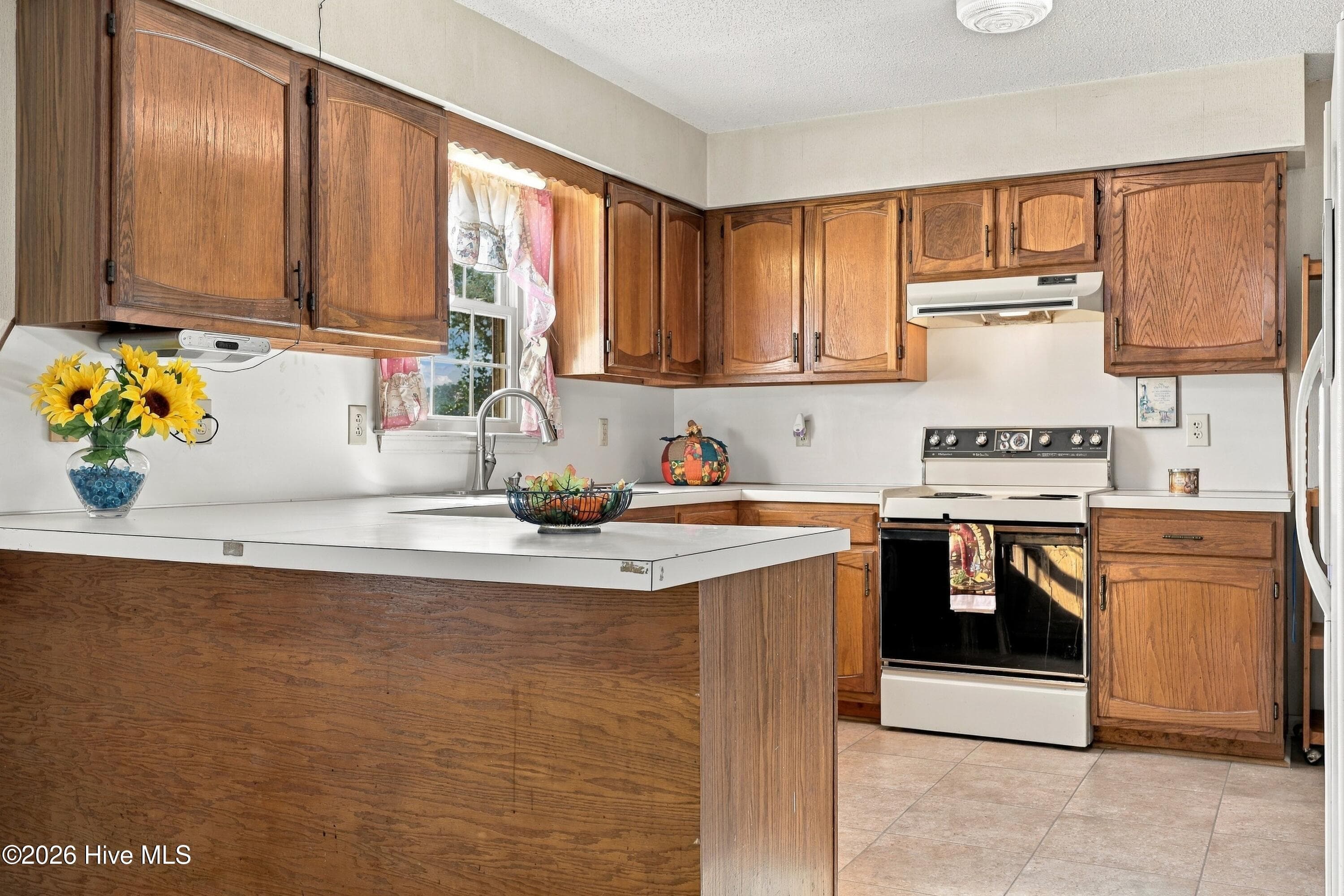 Single Family Residence at 2299 Rolling Meadows Drive, Greenville, NC 27858, photo 12 of 43