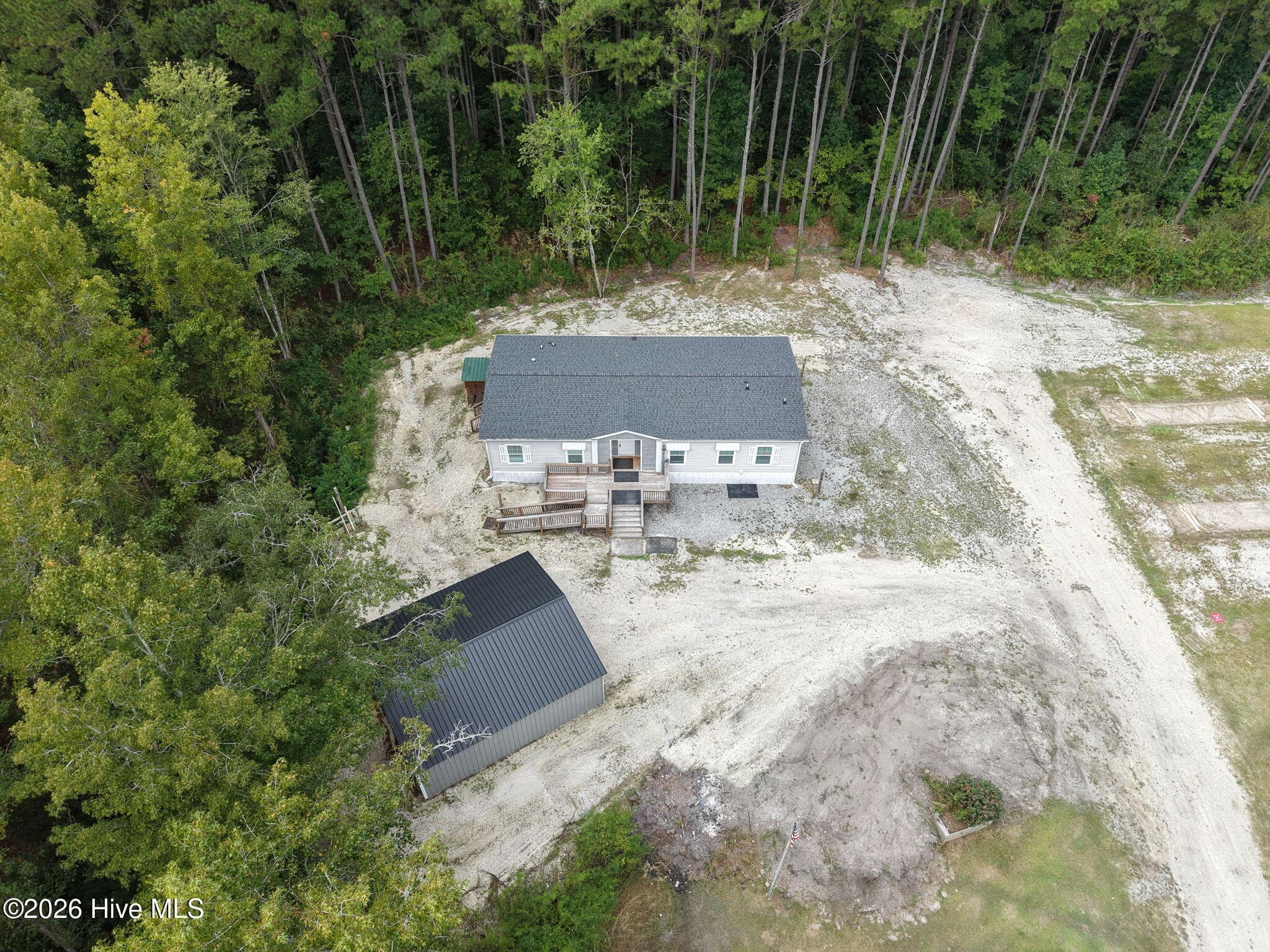 Manufactured Home at 11566 Hwy 17, Maysville, NC 28555, photo 52 of 56