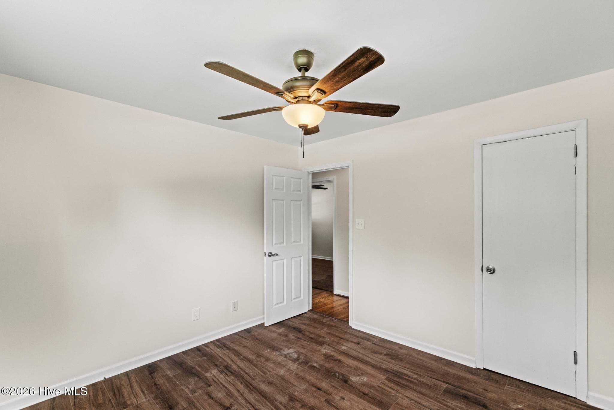 Single Family Residence at 502 Jarman Street, Jacksonville, NC 28540, photo 2 of 2