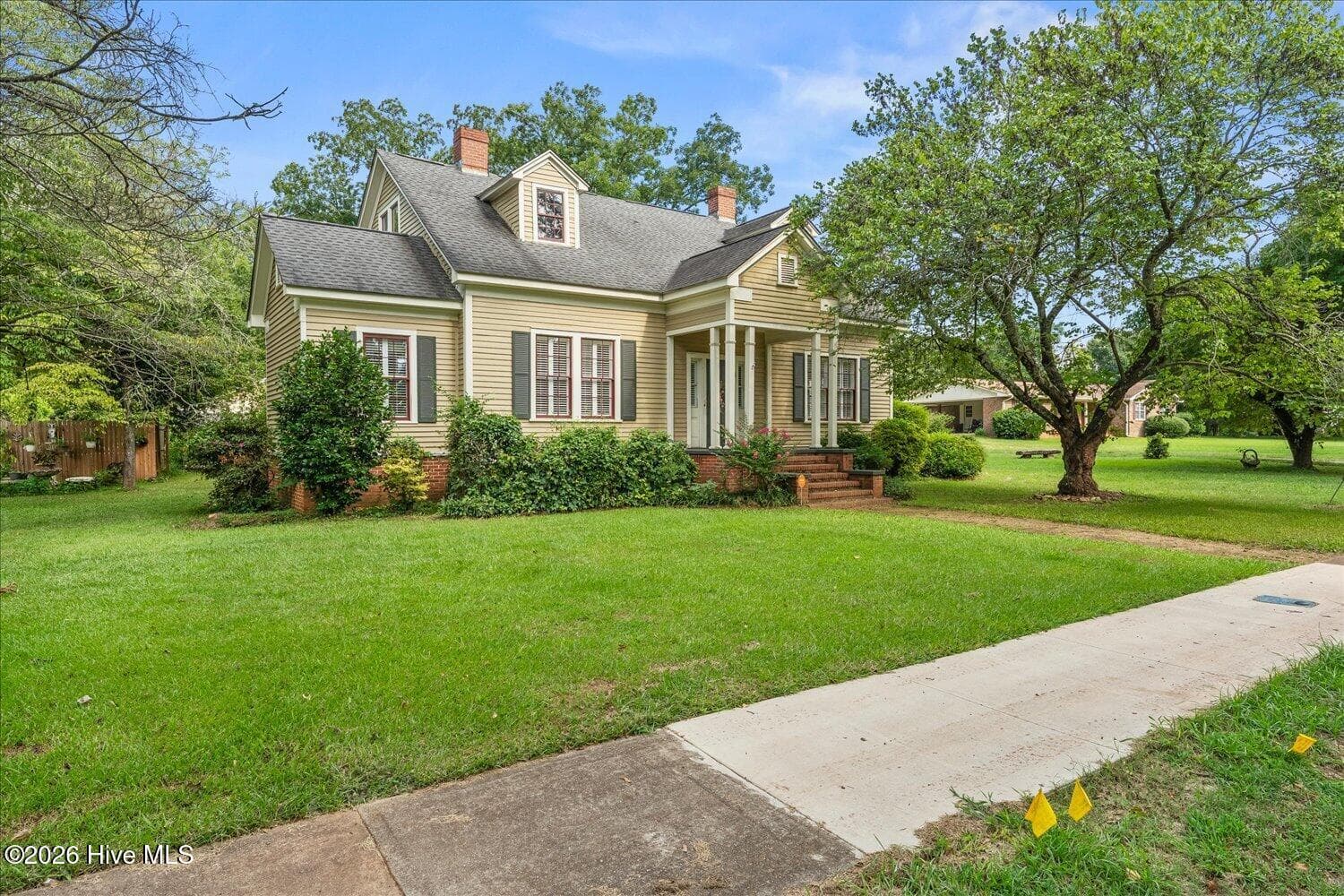 Single Family Residence at 216 S Laurel Avenue, Greensboro, GA 30642, photo 3 of 33