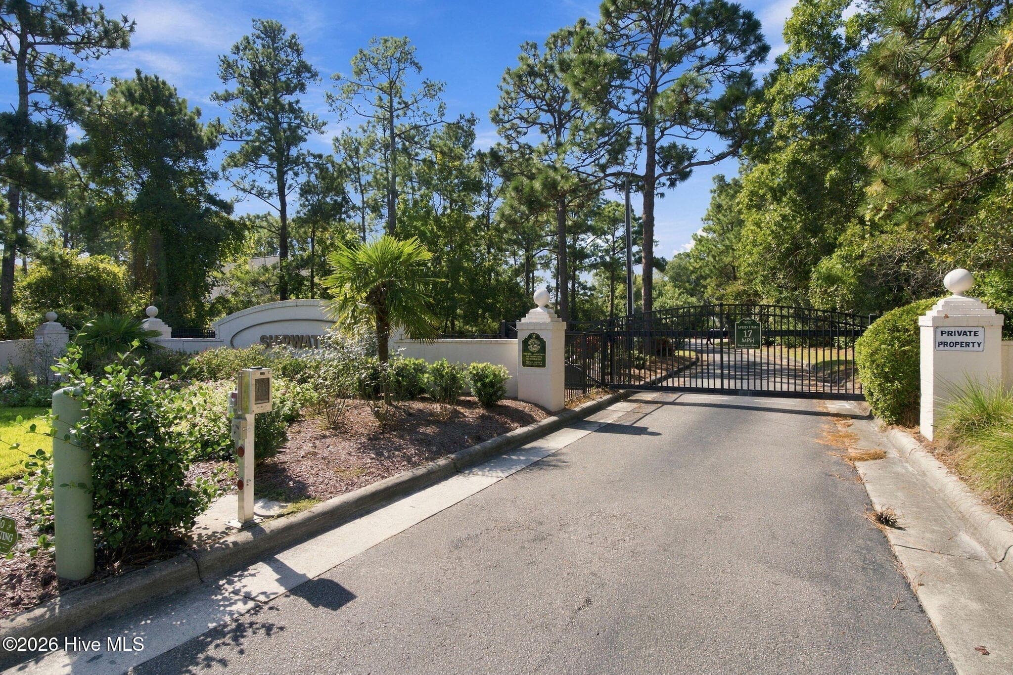 Single Family Residence at 8609 Shipwatch Drive, Wilmington, NC 28412, photo 5 of 49