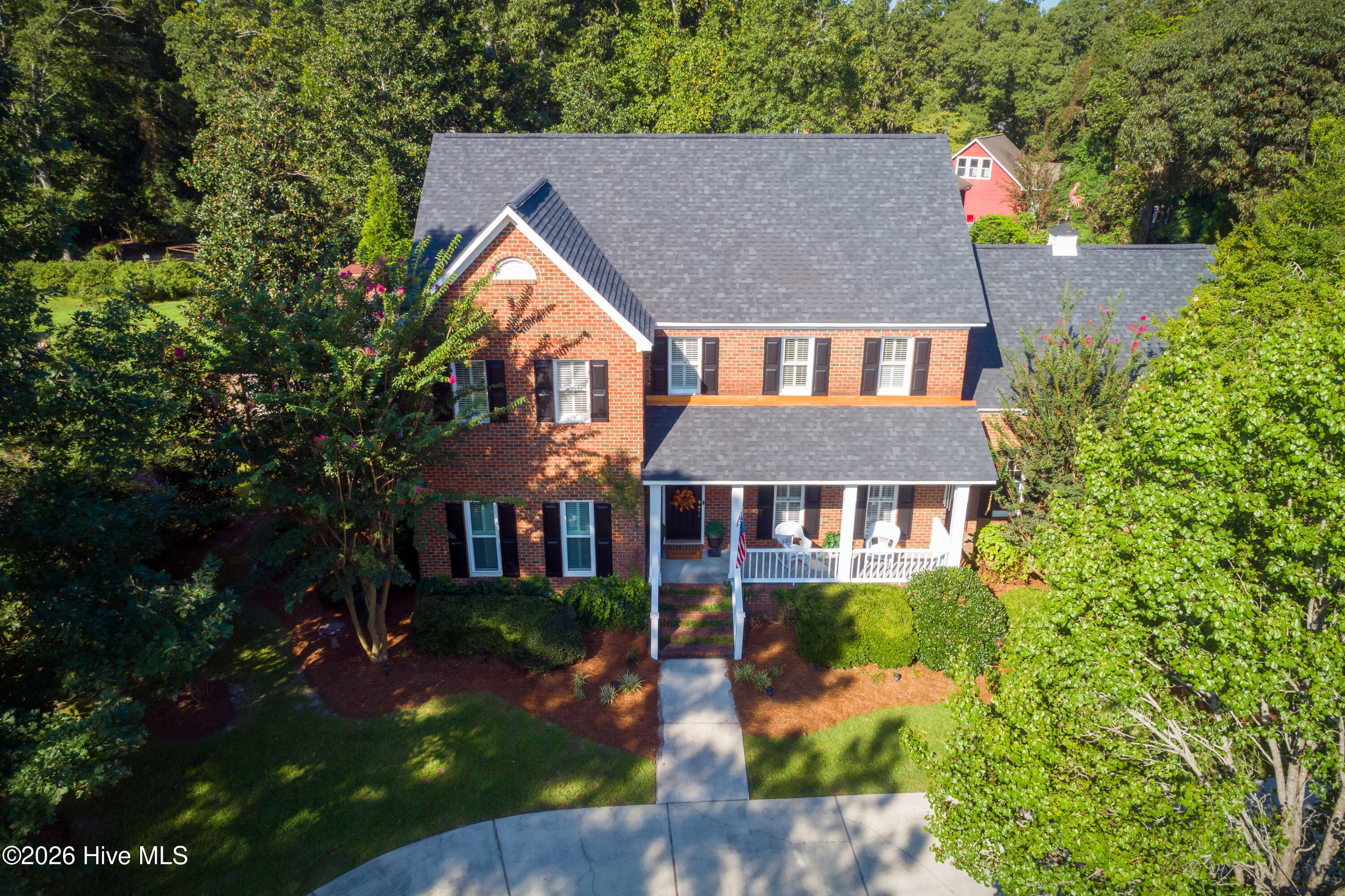 Single Family Residence at 2417 Oakview Drive, New Bern, NC 28562, photo 6 of 53