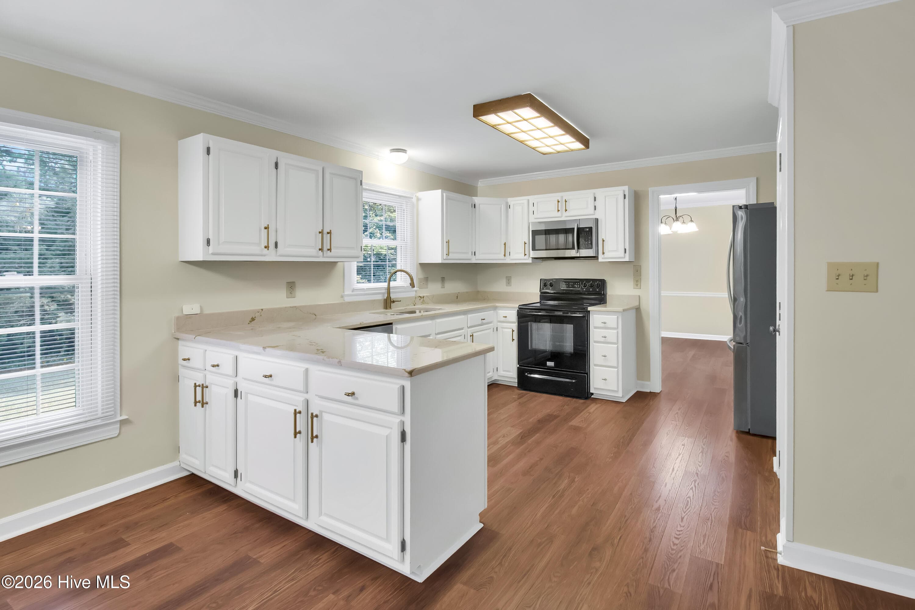 Single Family Residence at 501 Wythe Grove, Jacksonville, NC 28546, photo 11 of 49